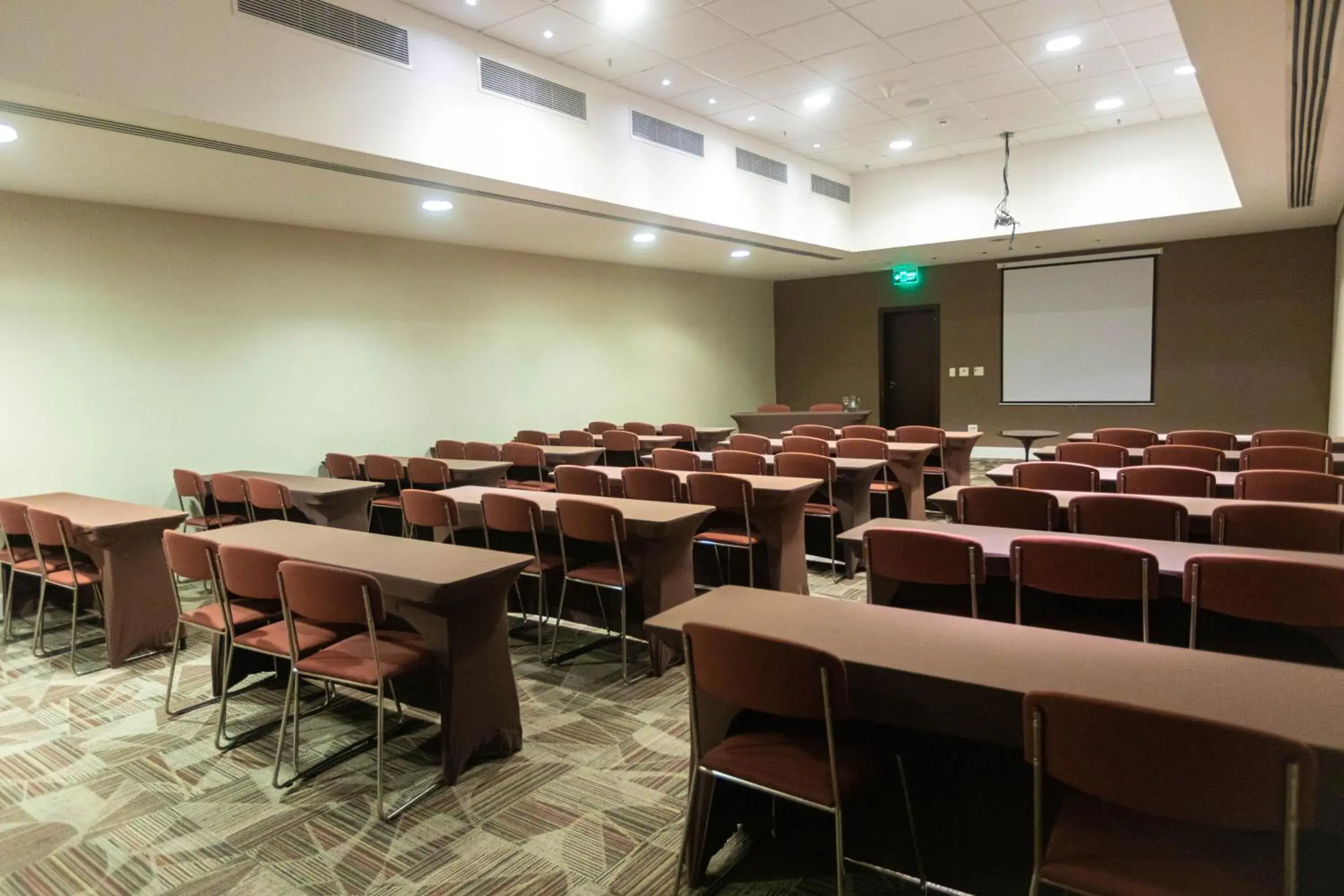 Meeting/conference room in ibis Rio de Janeiro Barra da Tijuca