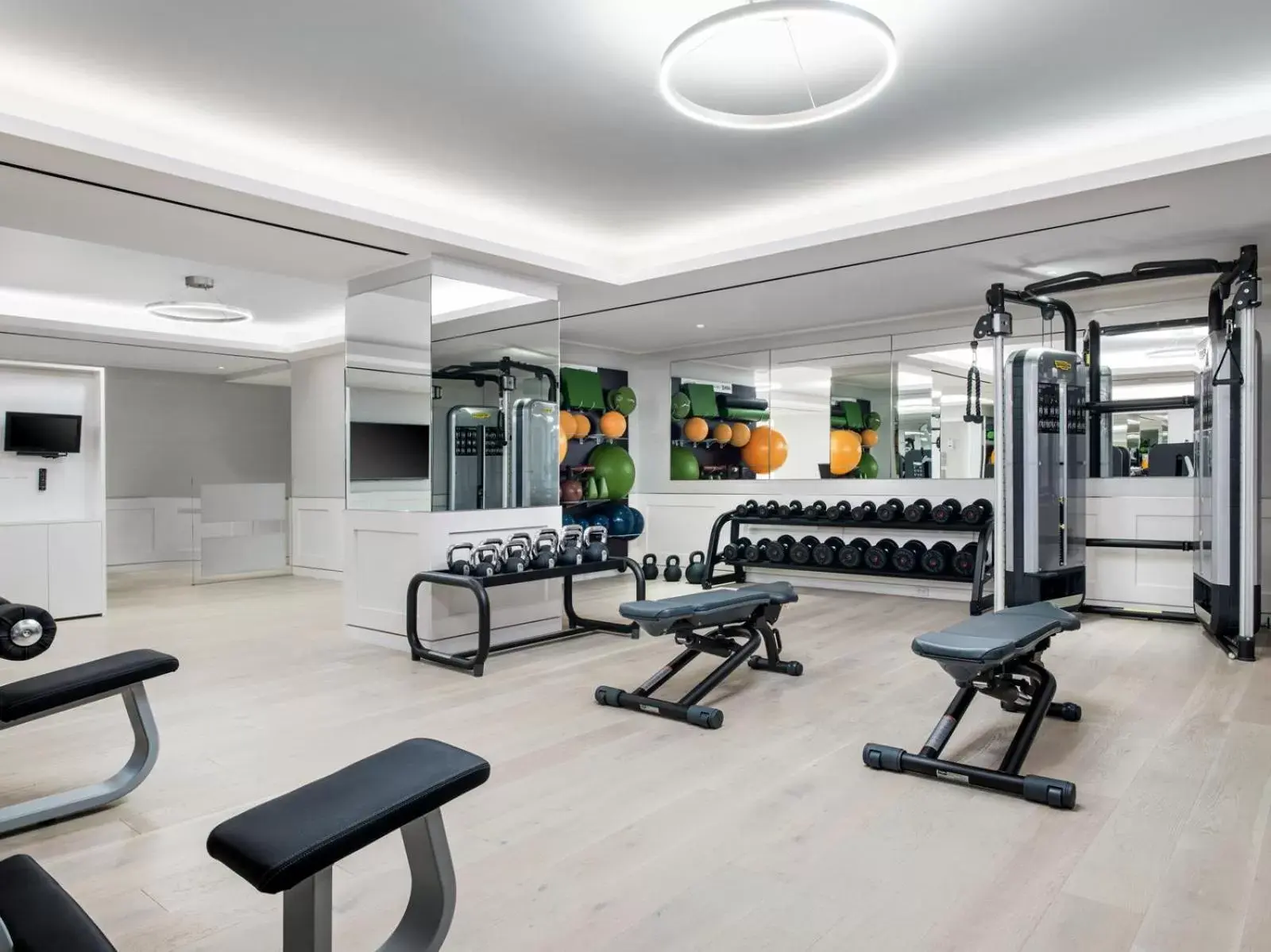 Spa and wellness centre/facilities, Fitness Center/Facilities in The Langham, New York, Fifth Avenue
