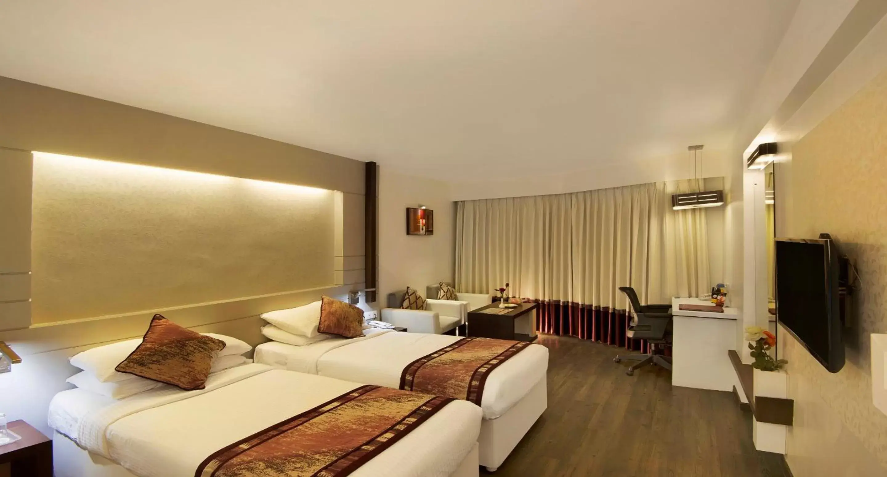 Bedroom in Sayaji Indore