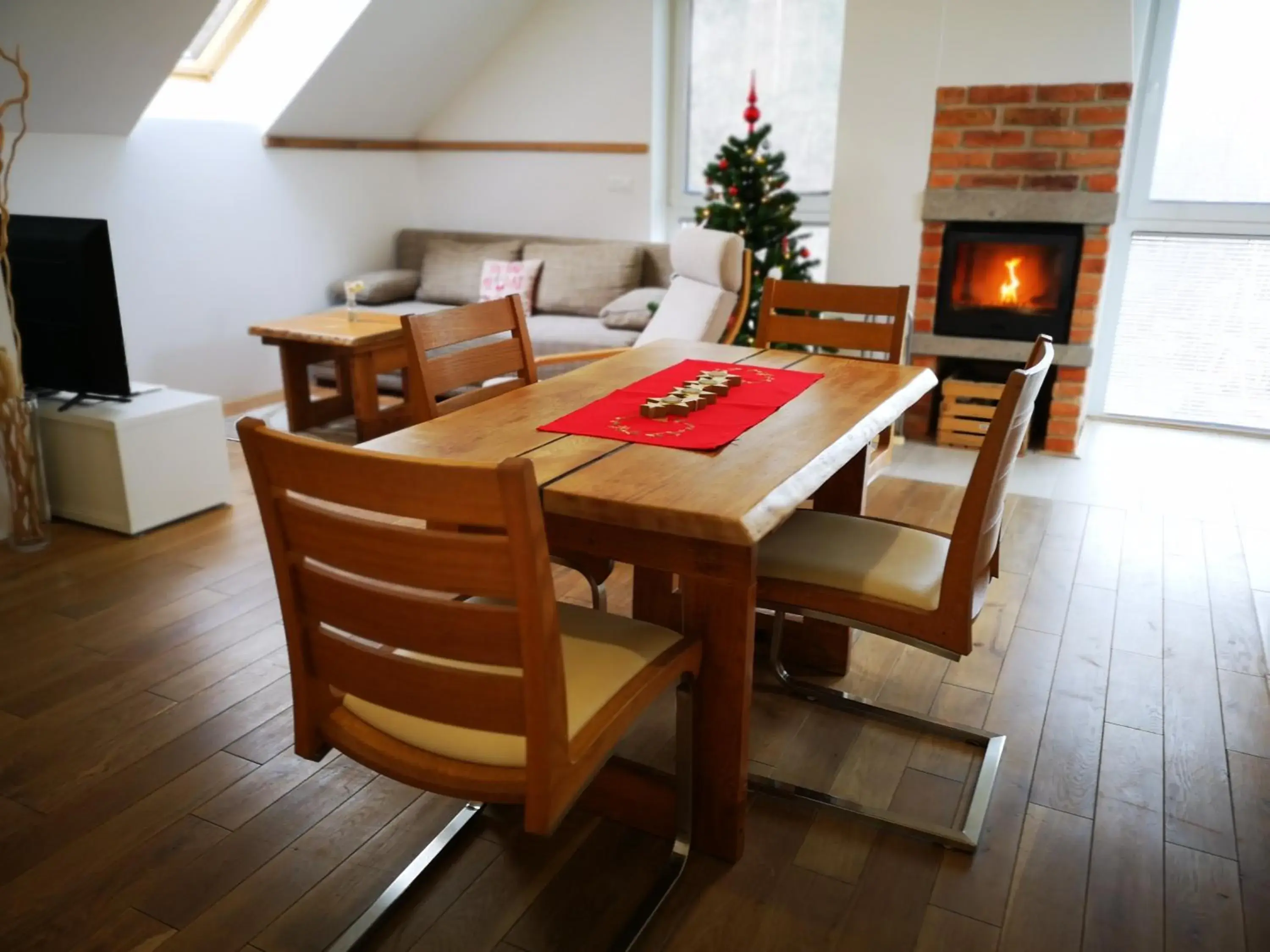 Dining Area in PR`FIK Apartments