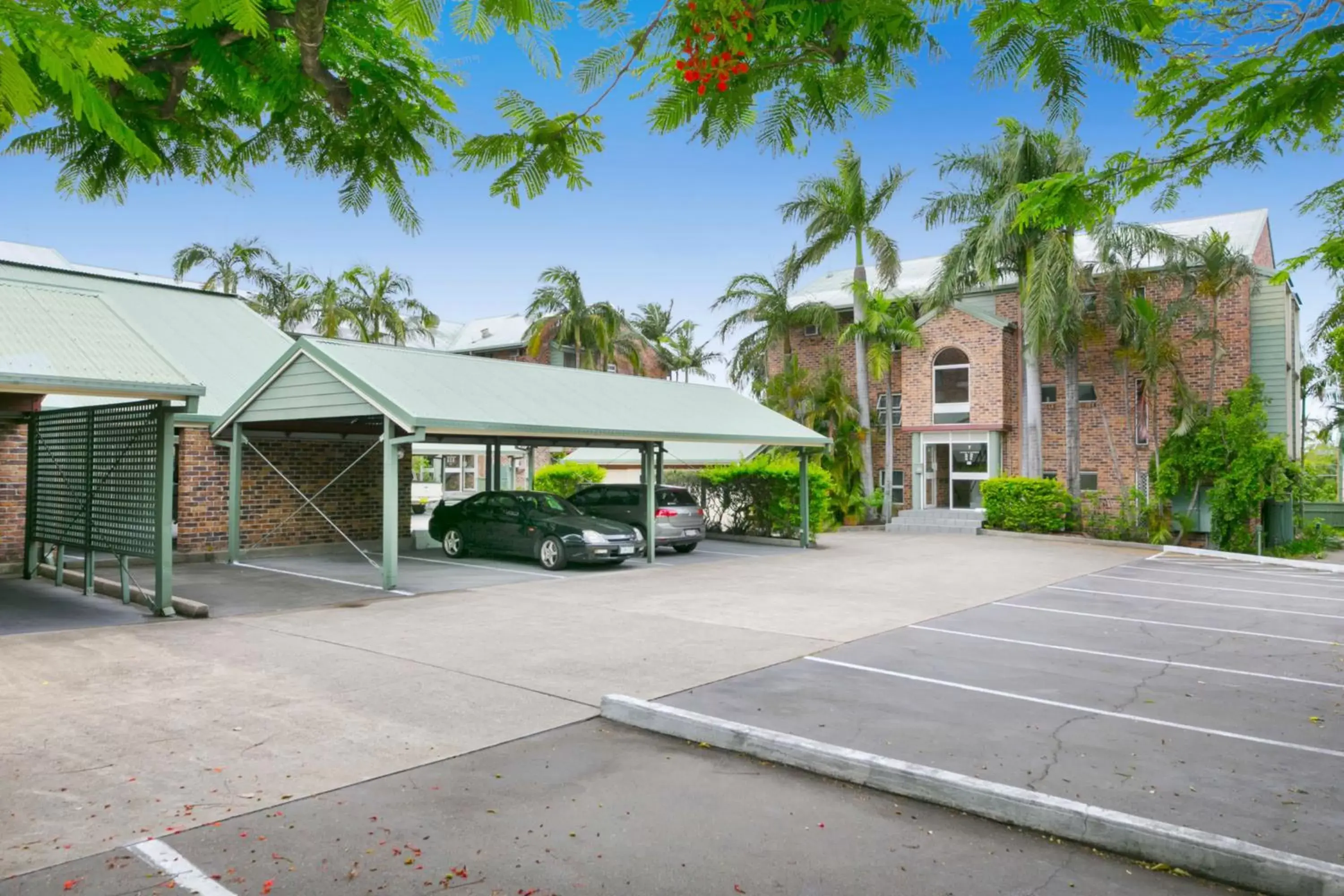 Area and facilities, Property Building in Toowong Villas