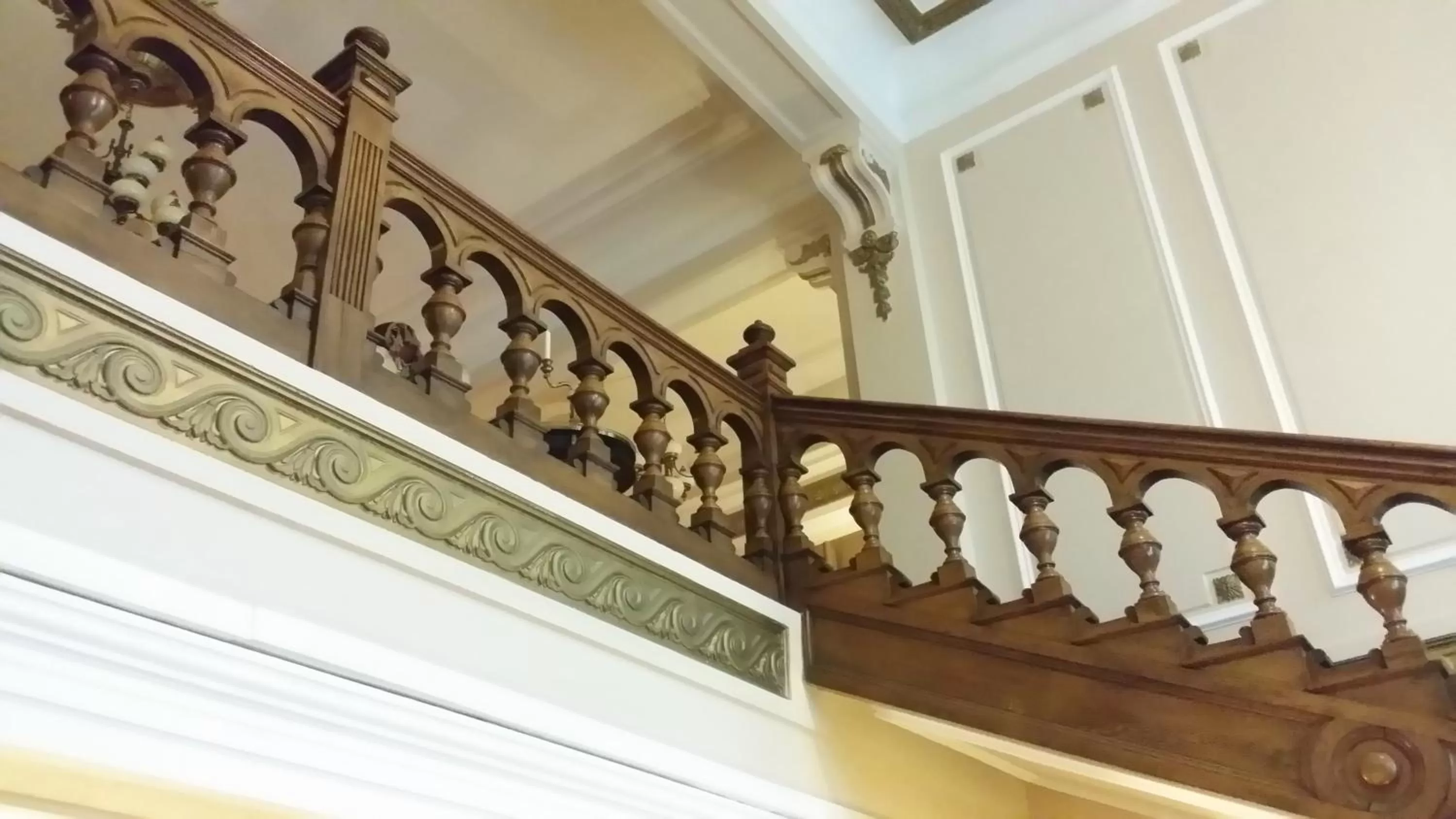 Decorative detail in Grand Boutique Hotel