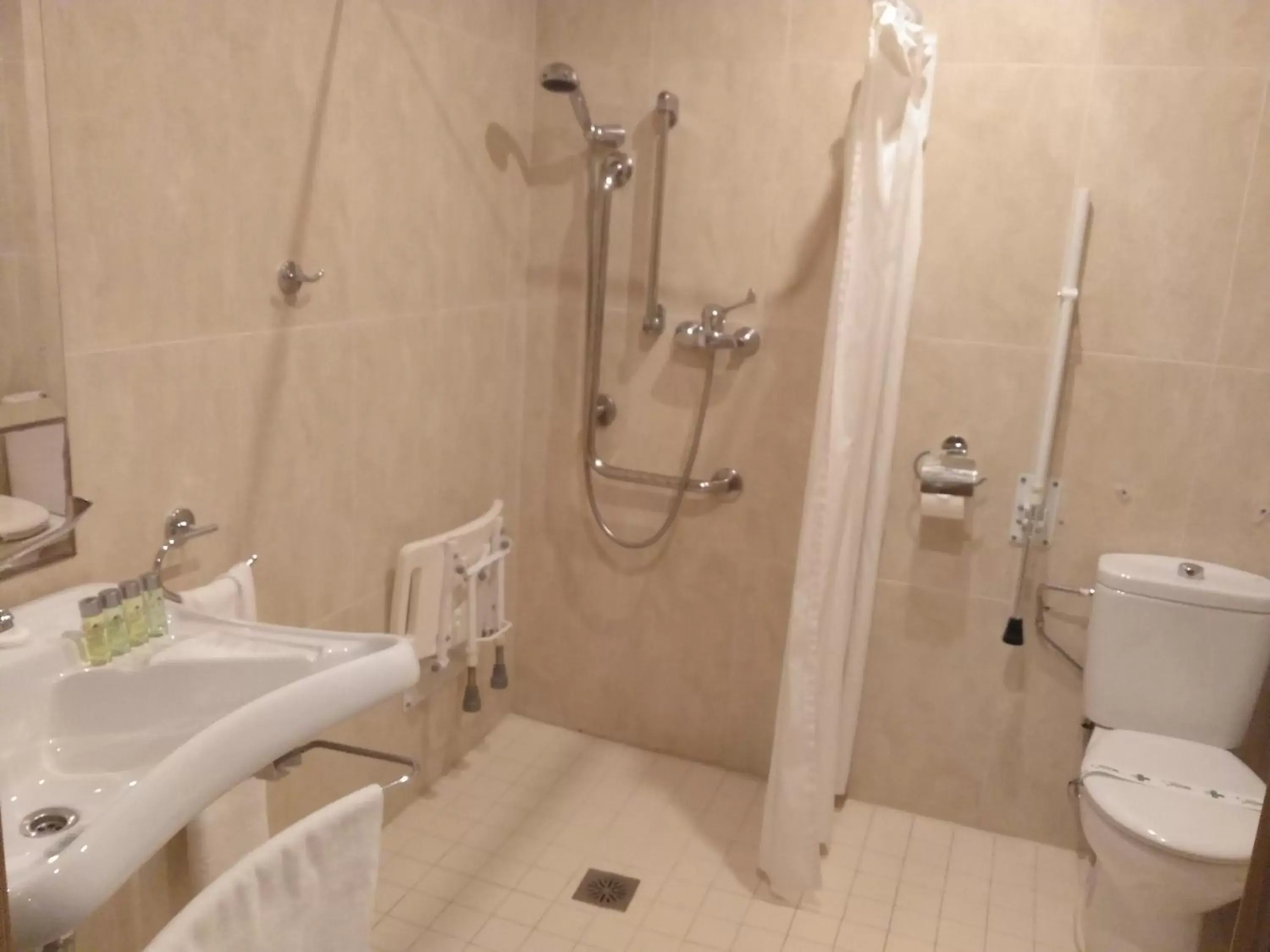 Bathroom in Hotel La Boroña