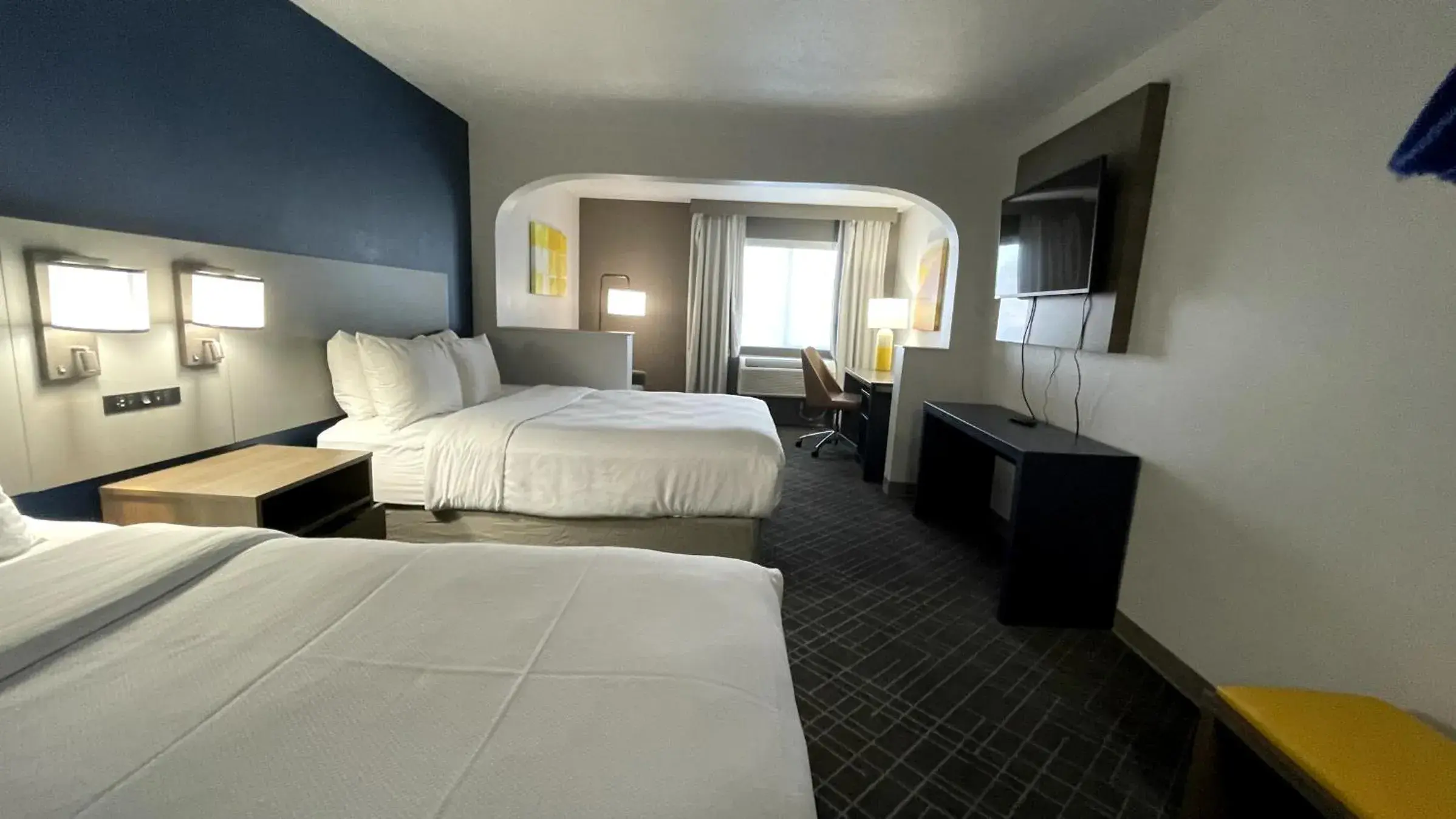 Bedroom, Bed in Comfort Suites Denver North - Westminster