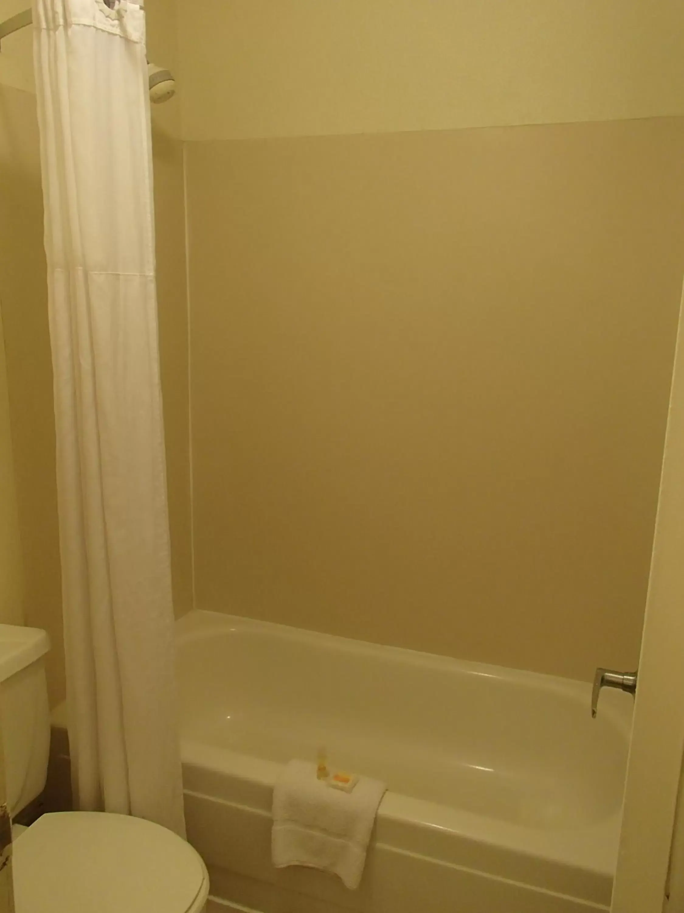 Bathroom in Prime Inn & Suites Poteau