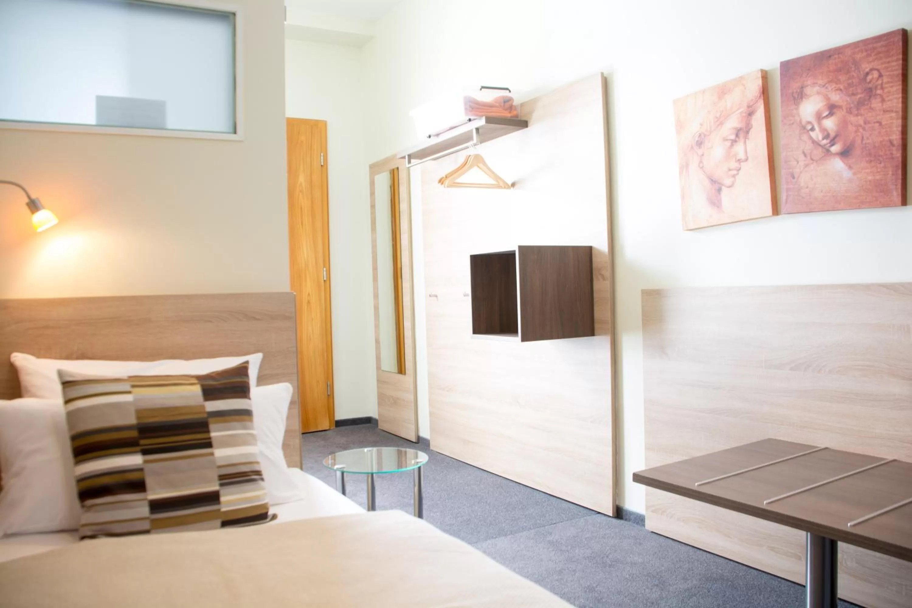 Photo of the whole room, Bed in Hotel Central