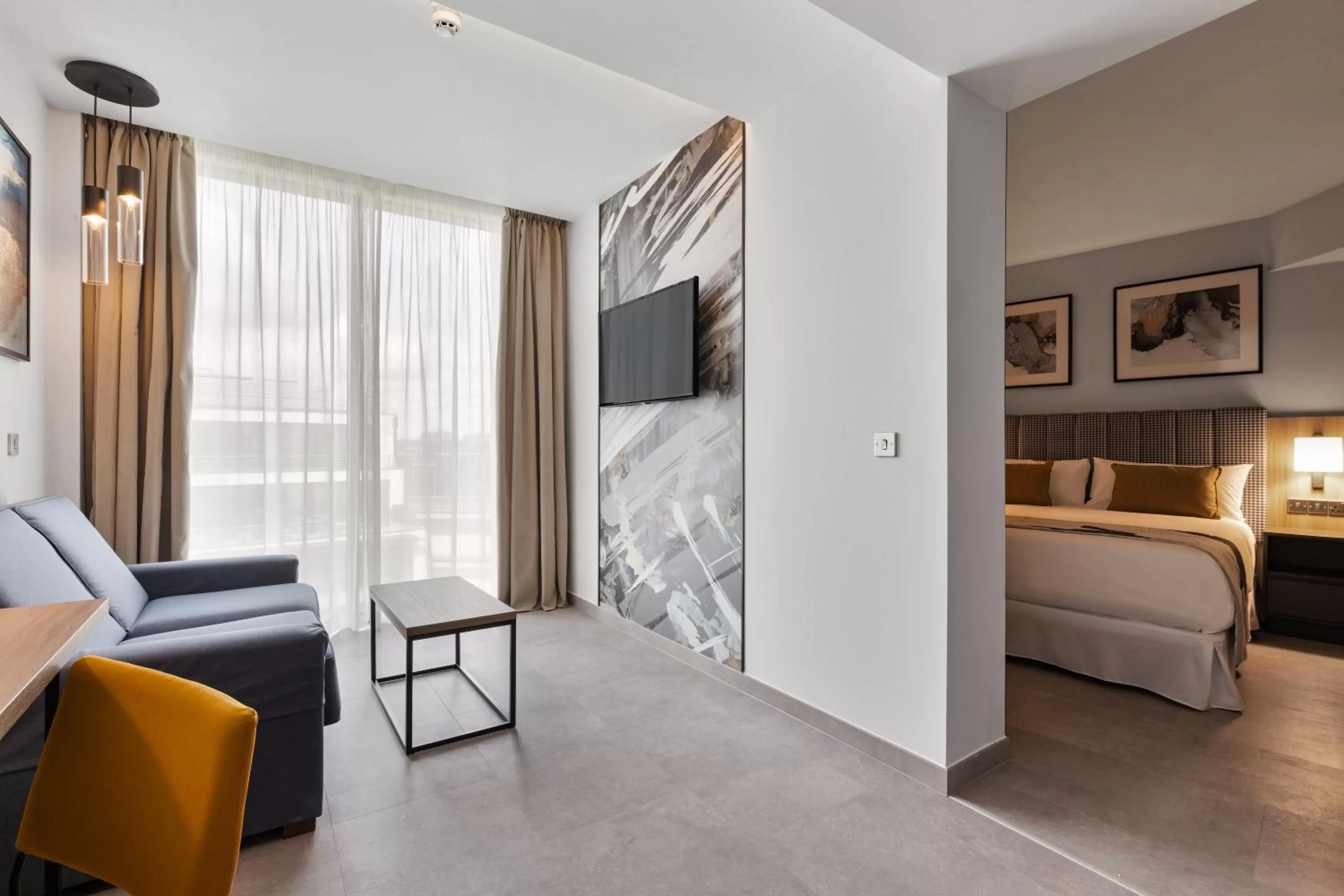 Photo of the whole room, Bed in Riu Plaza London Victoria