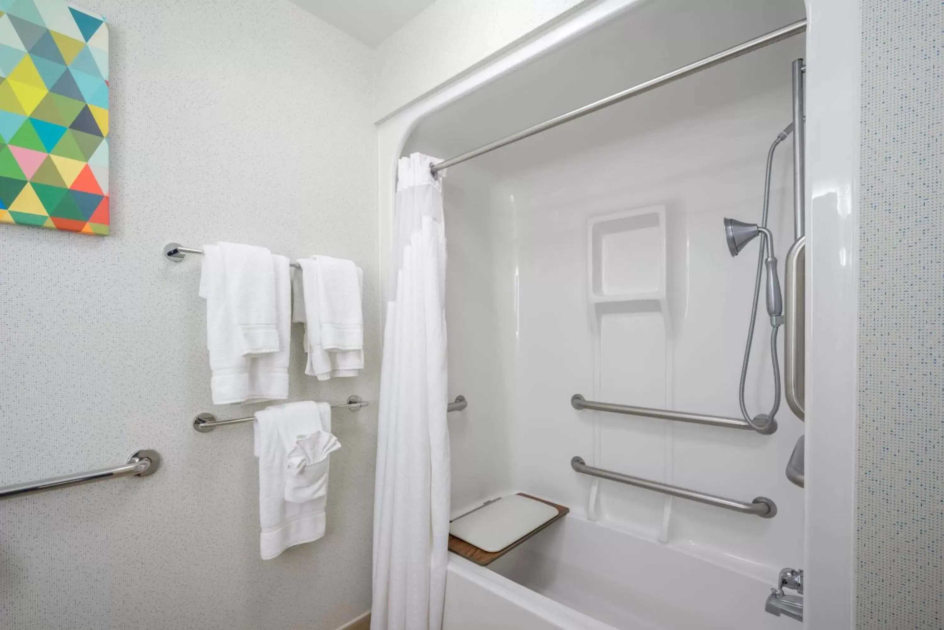 Double Room - Disability Access - Accessible Tub in Holiday Inn Express and Suites Quakertown - Allentown Area by IHG Double Room - Disability Access - Accessible Tub in Holiday Inn Express and Suites Quakertown - Allentown Area by IHG