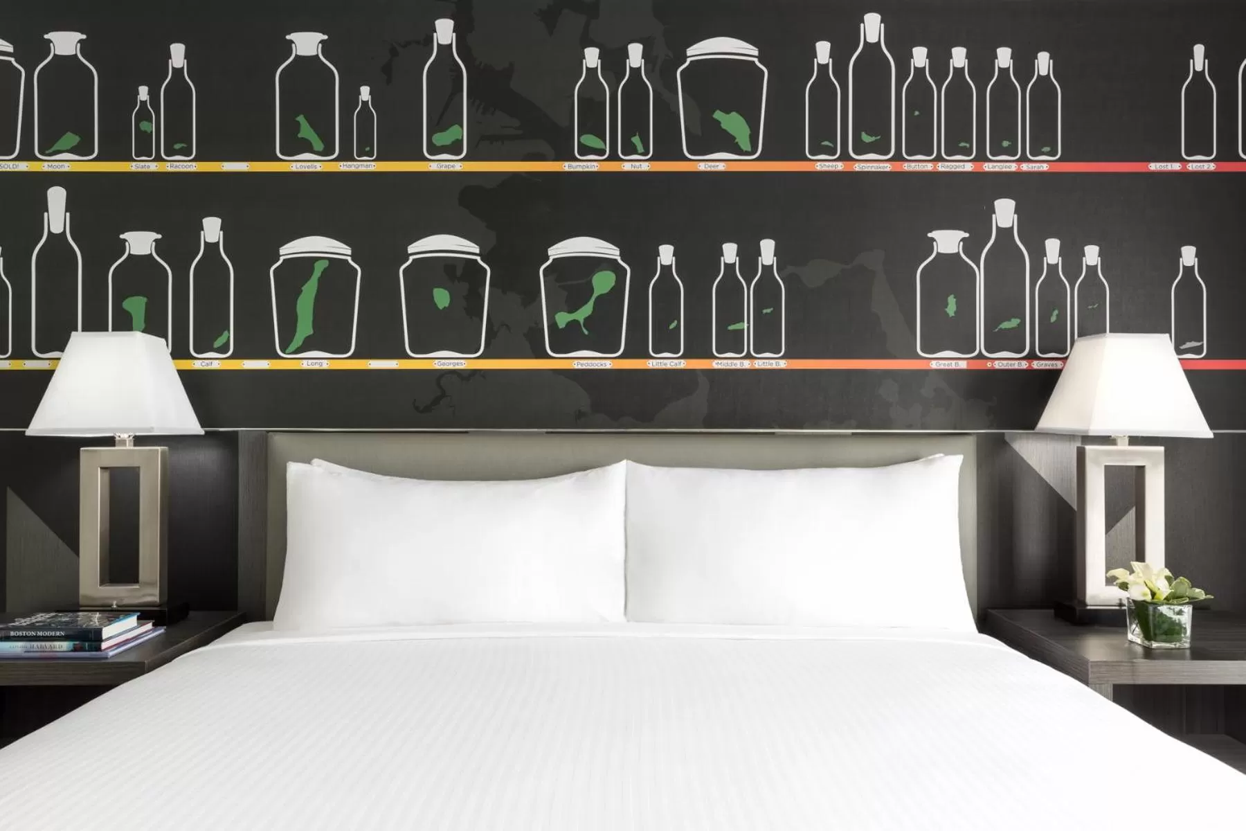 Bedroom, Bed in Studio Allston Hotel Boston