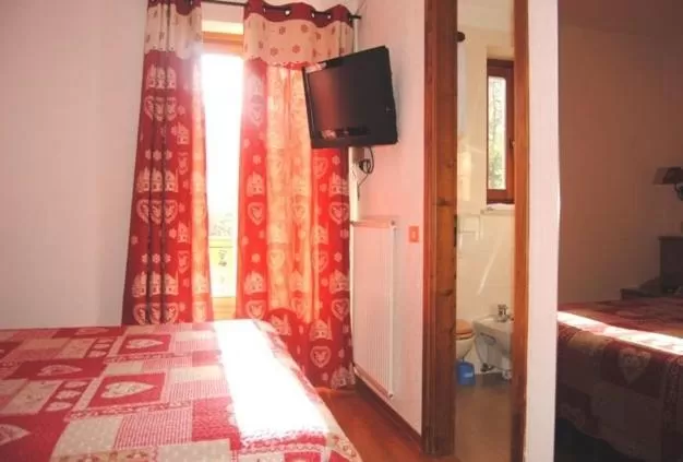 Decorative detail, Bed in Chalet Plan Gorret