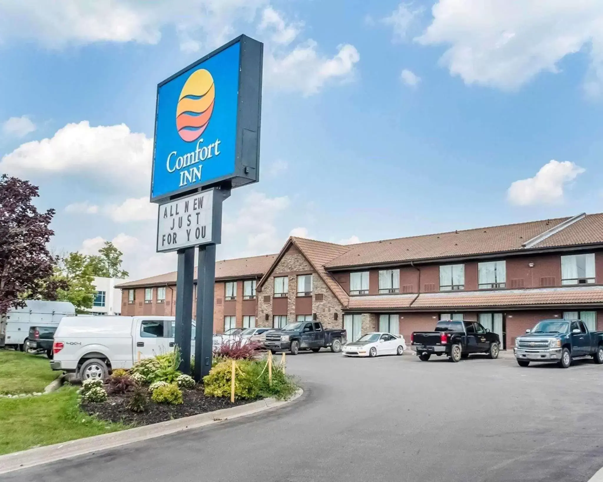 Property building in Comfort Inn