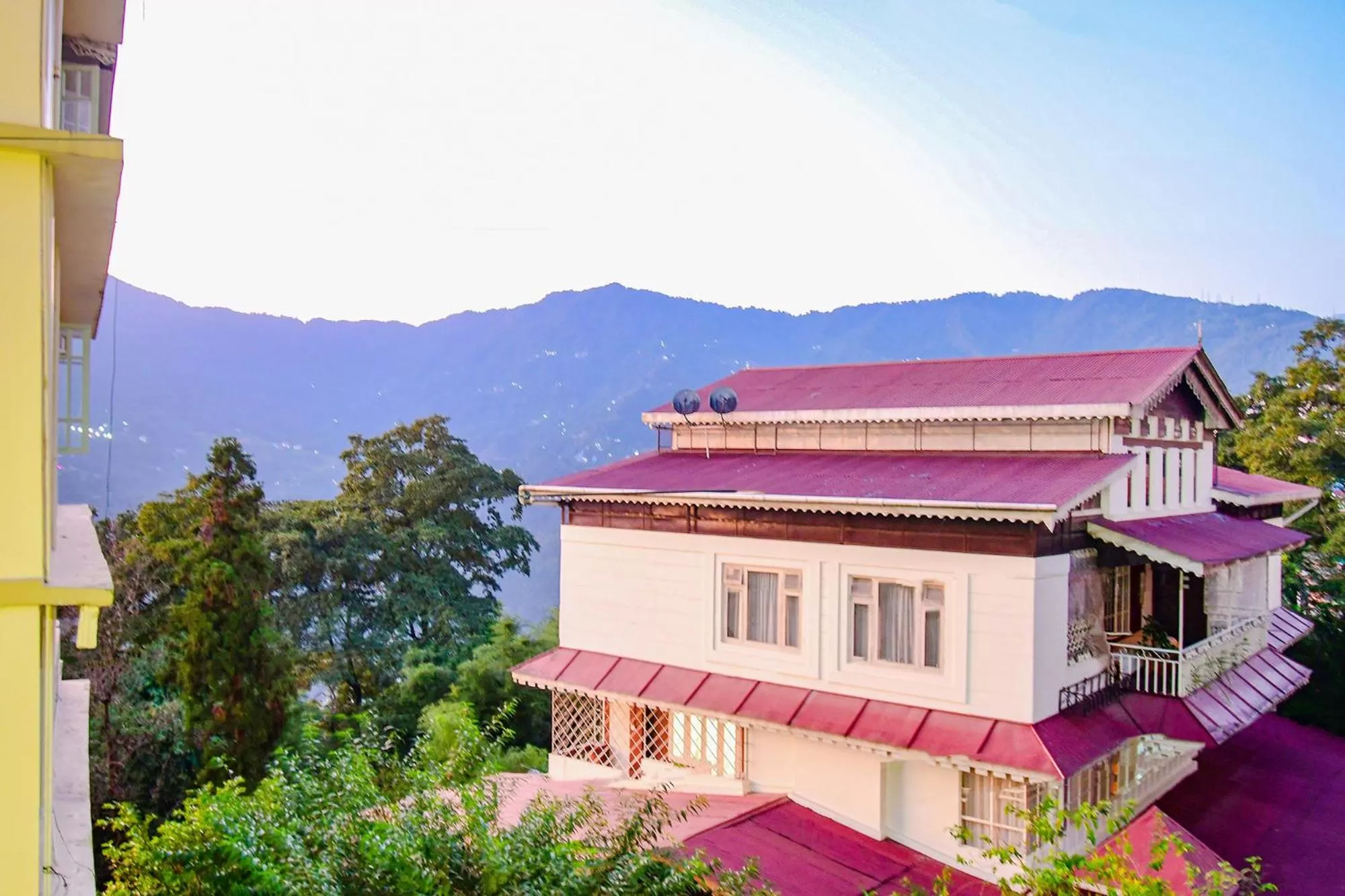 Property building in FabHotel Snoopy