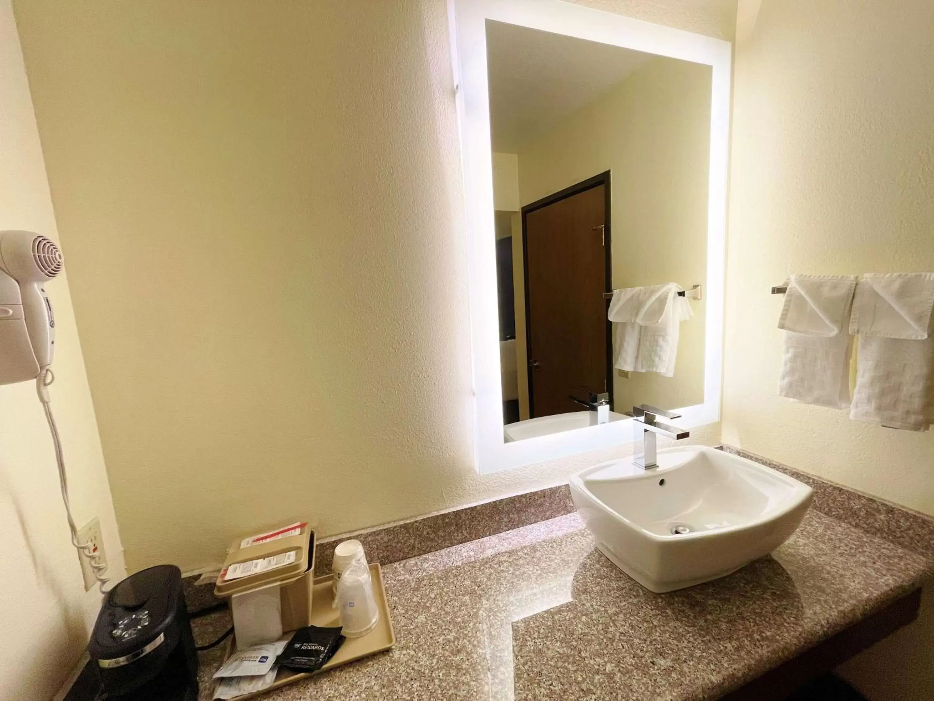Bathroom in SureStay Hotel by Best Western Williams