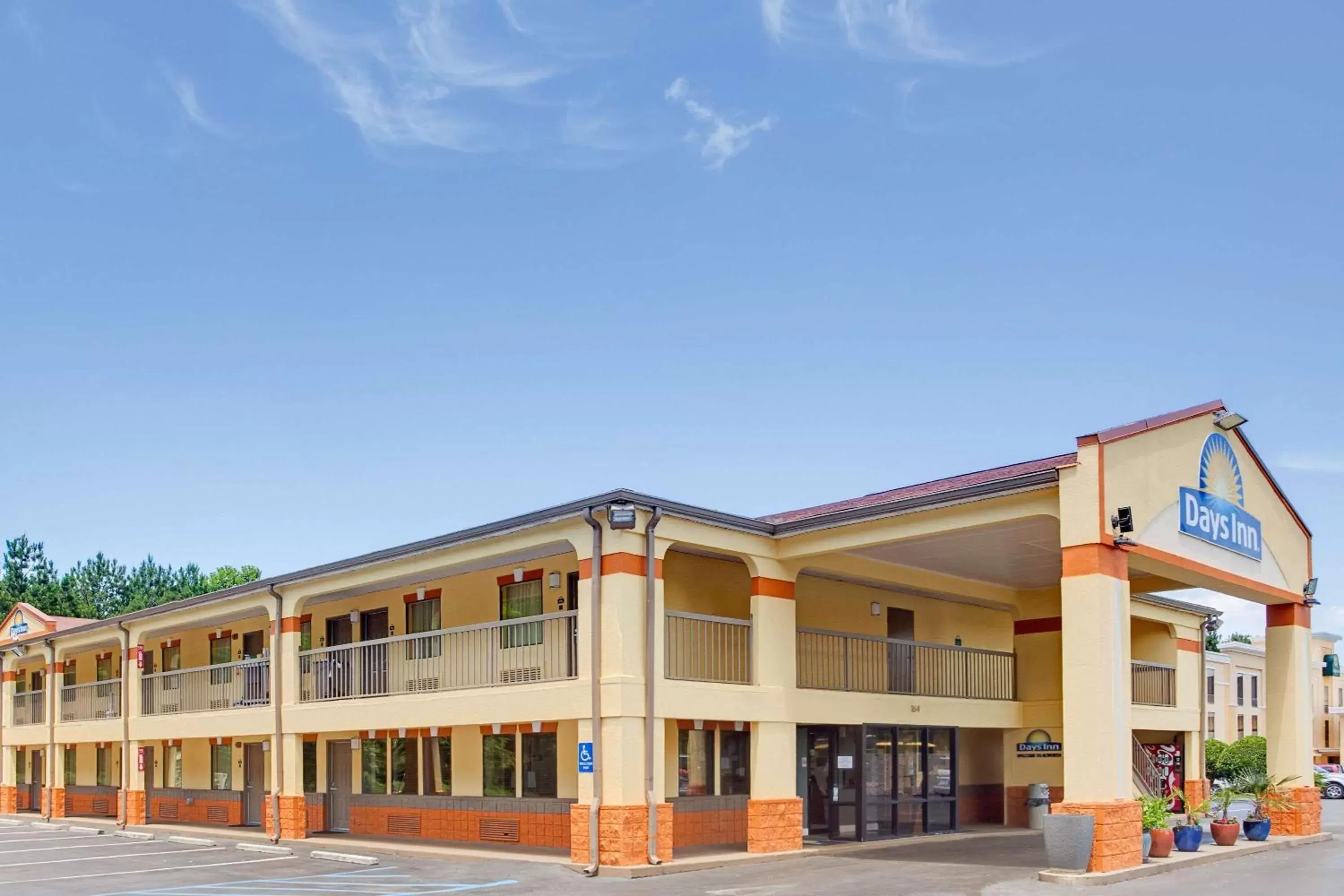 Property building in Days Inn by Wyndham Acworth Property building in Days Inn by Wyndham Acworth