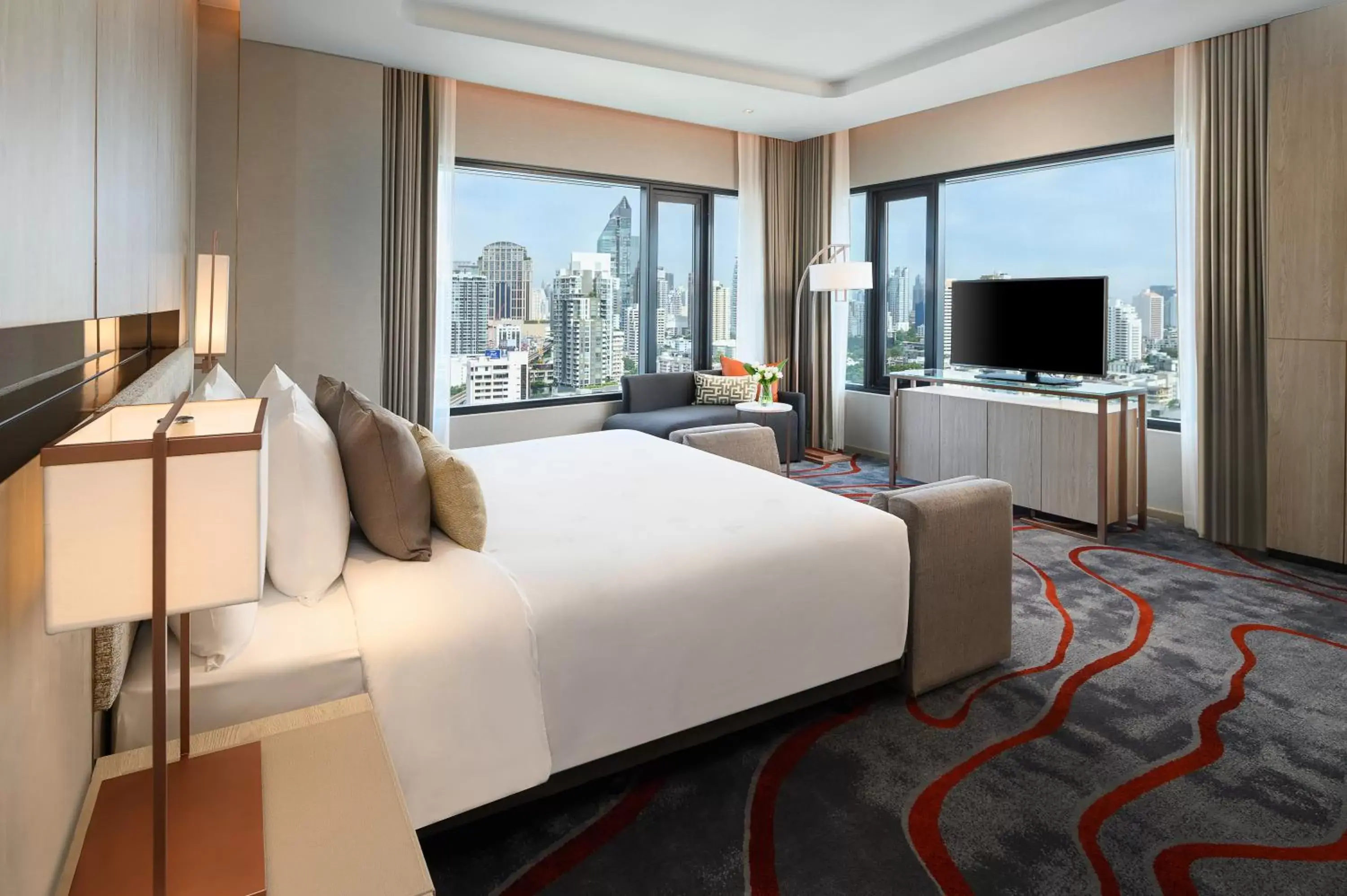 City view, Bed in Hotel Nikko Bangkok - SHA Extra Plus Certified