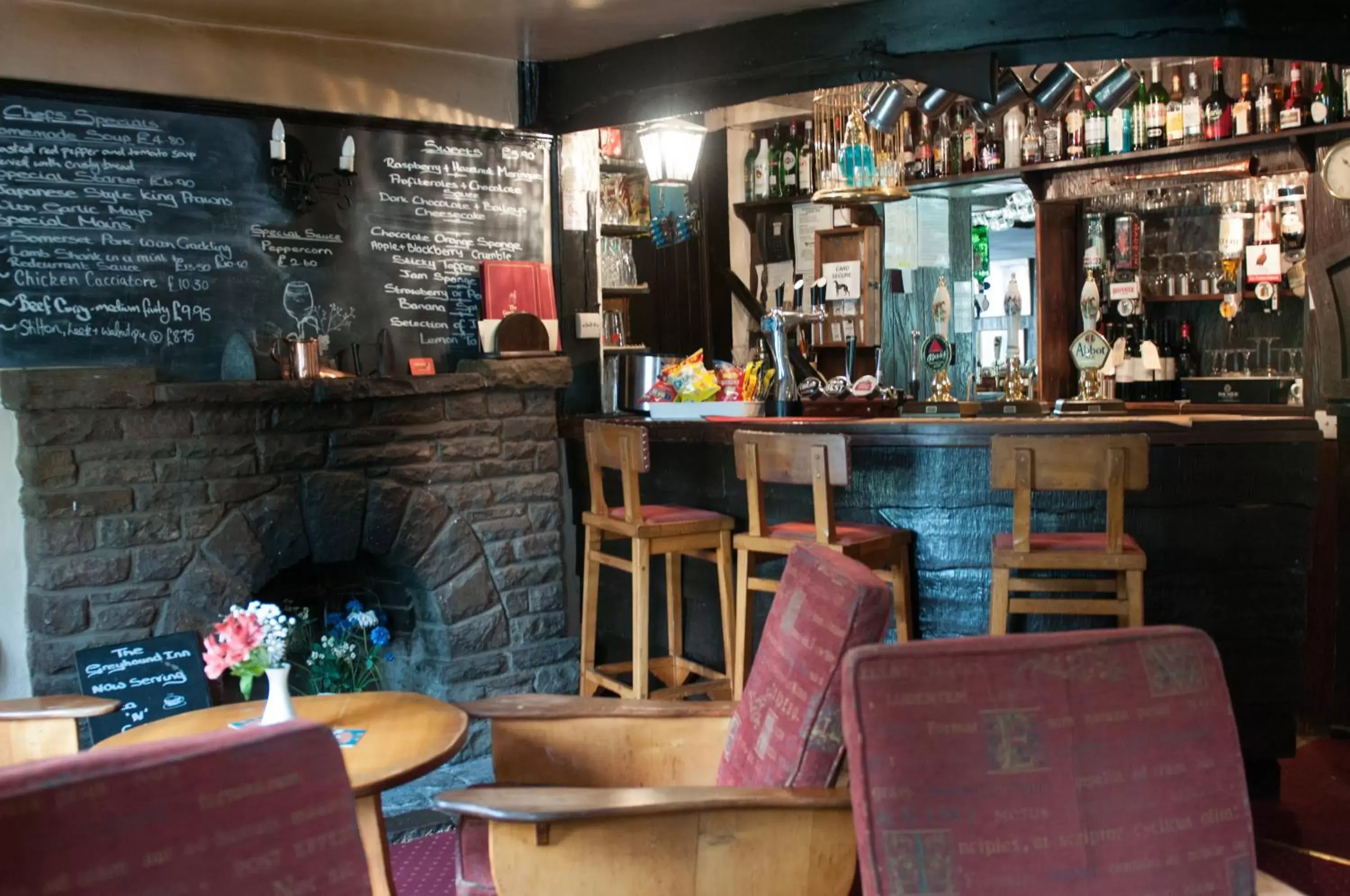 Lounge or bar, Lounge/Bar in The Greyhound Inn and Hotel