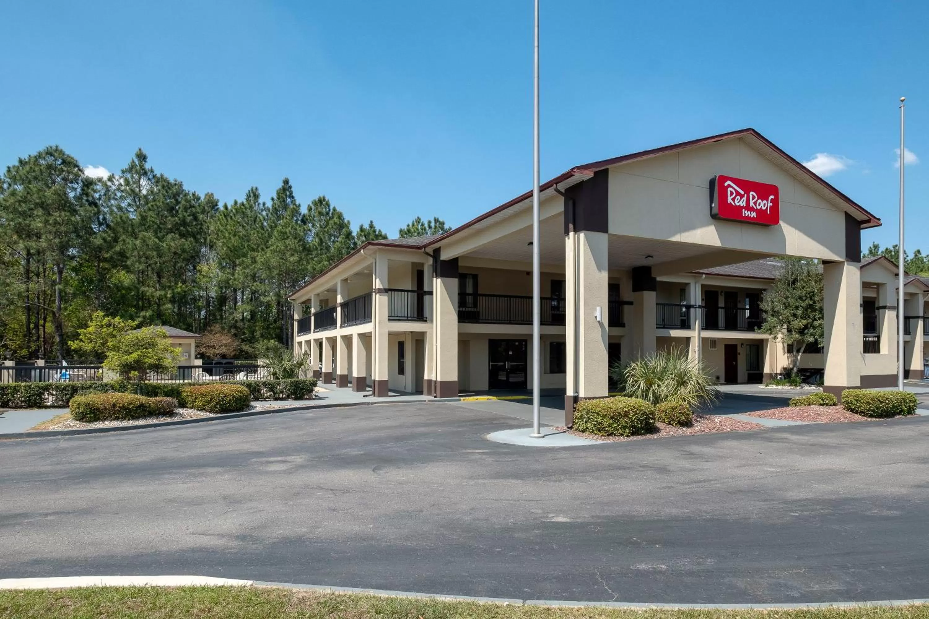 Property building in Red Roof Inn Gulf Shores