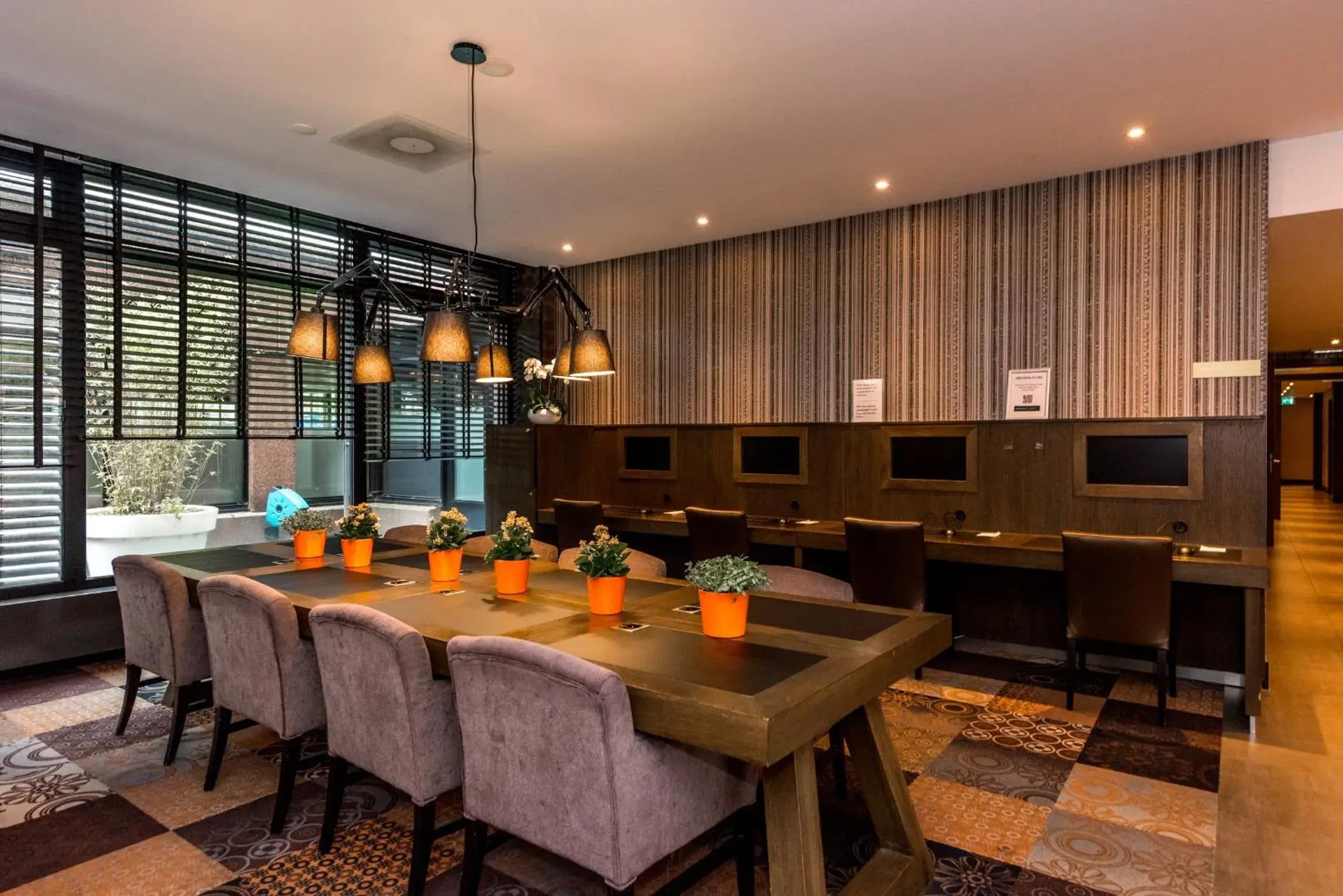 Communal lounge/ TV room, Restaurant/Places to Eat in XO Hotels Park West
