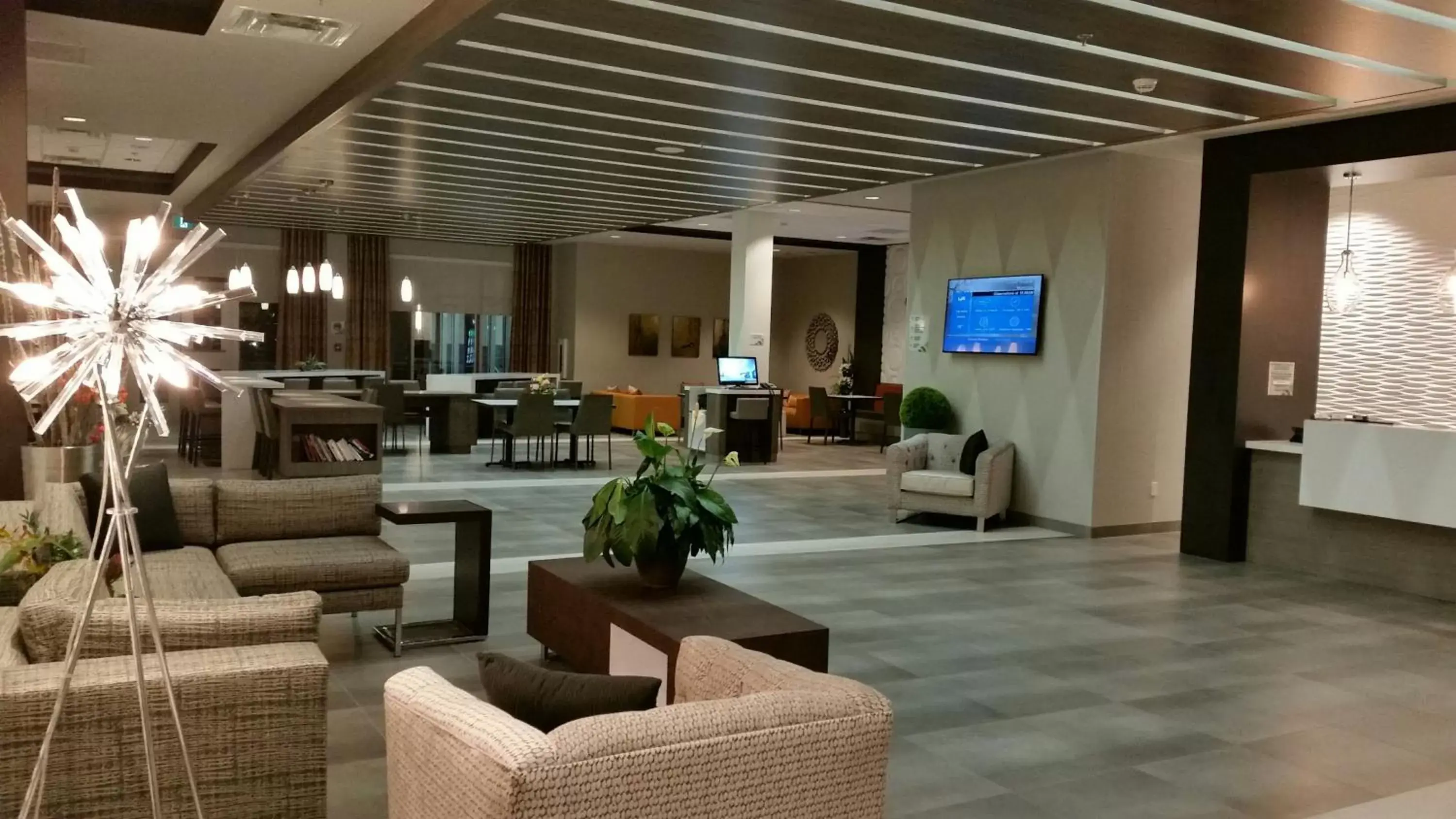 Lobby or reception in Wingate by Wyndham Dieppe Moncton Lobby or reception in Wingate by Wyndham Dieppe Moncton