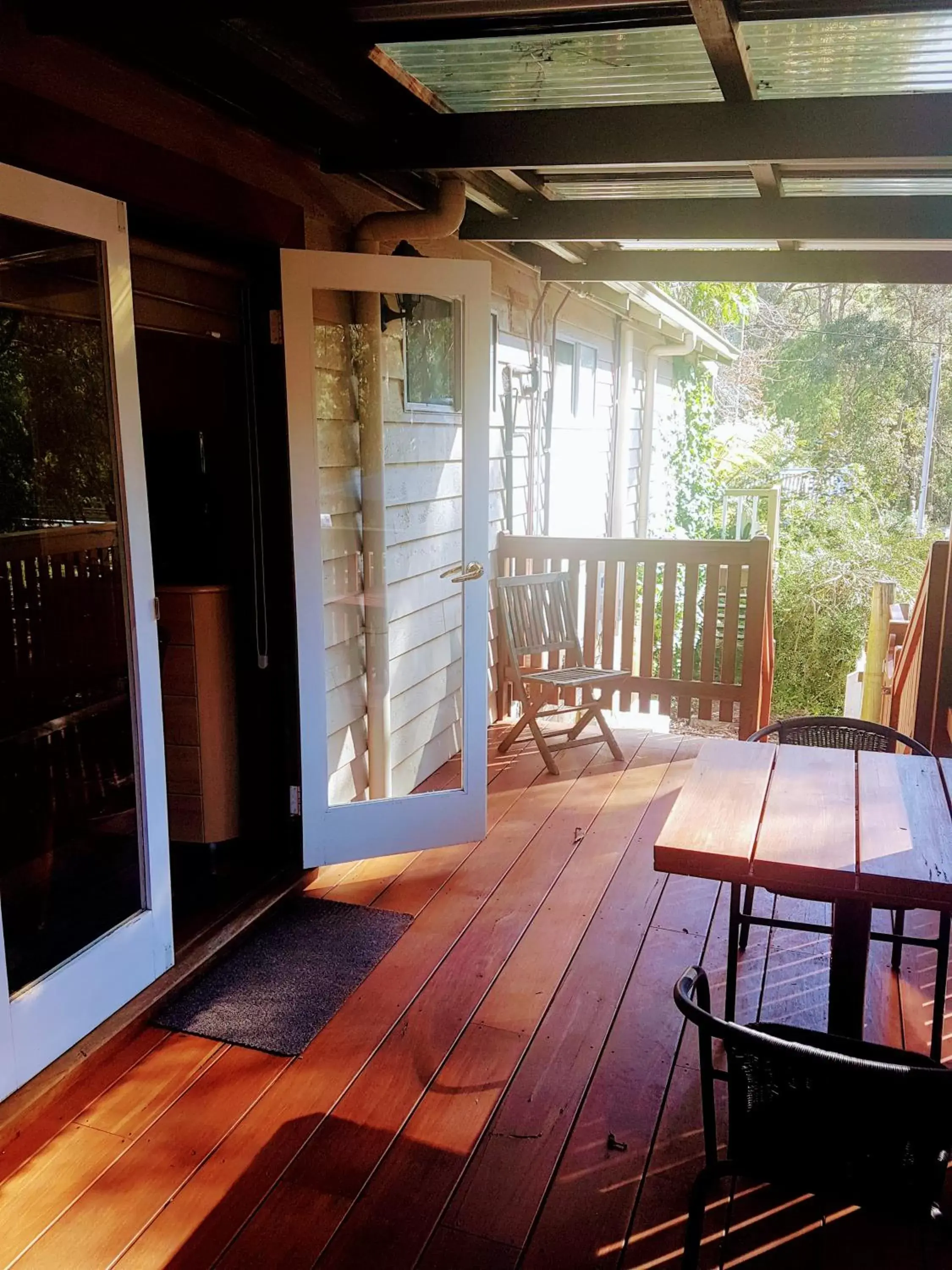 Patio in Adamsons Riverside Accommodation