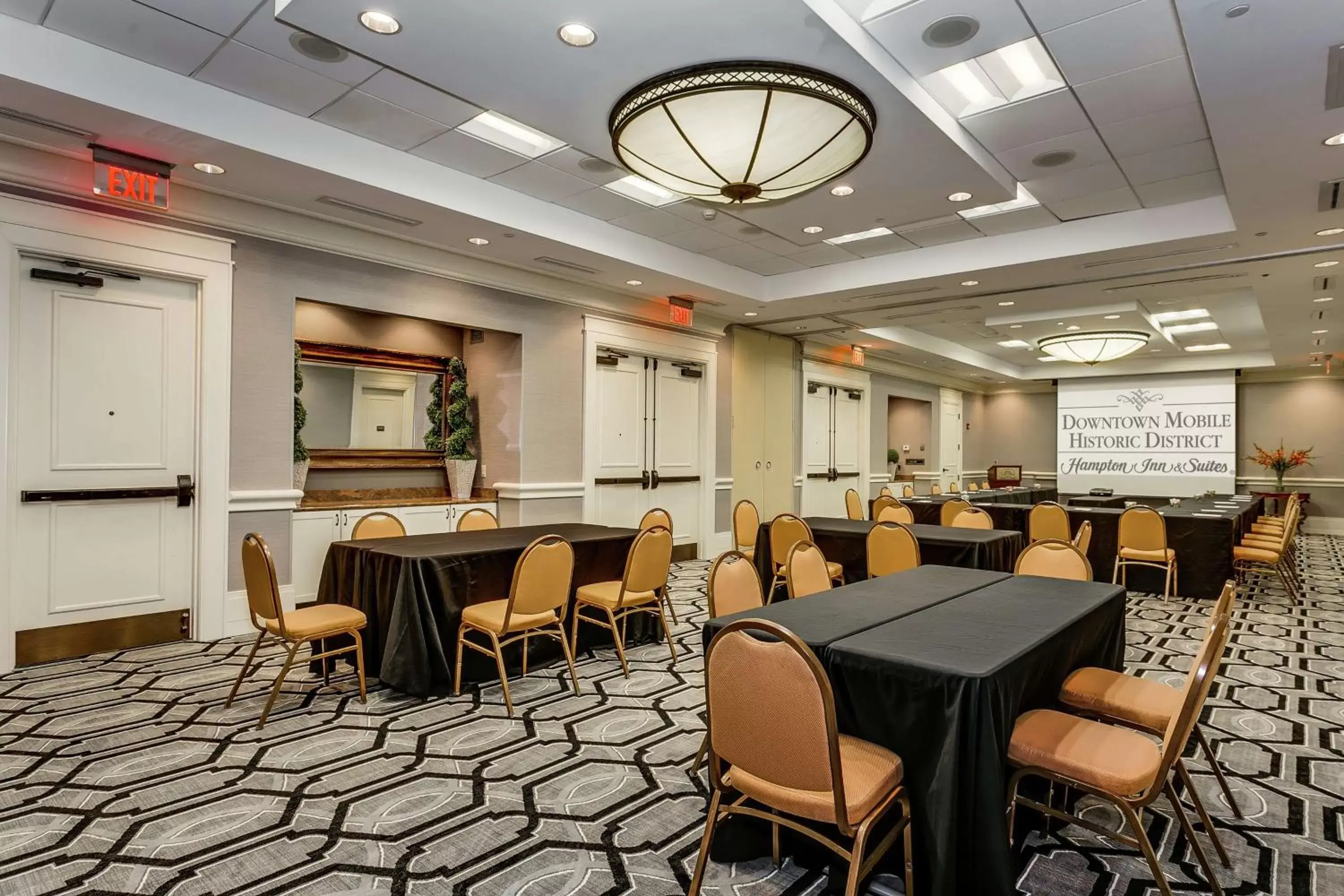 Meeting/conference room in Hampton Inn & Suites Mobile - Downtown Historic District