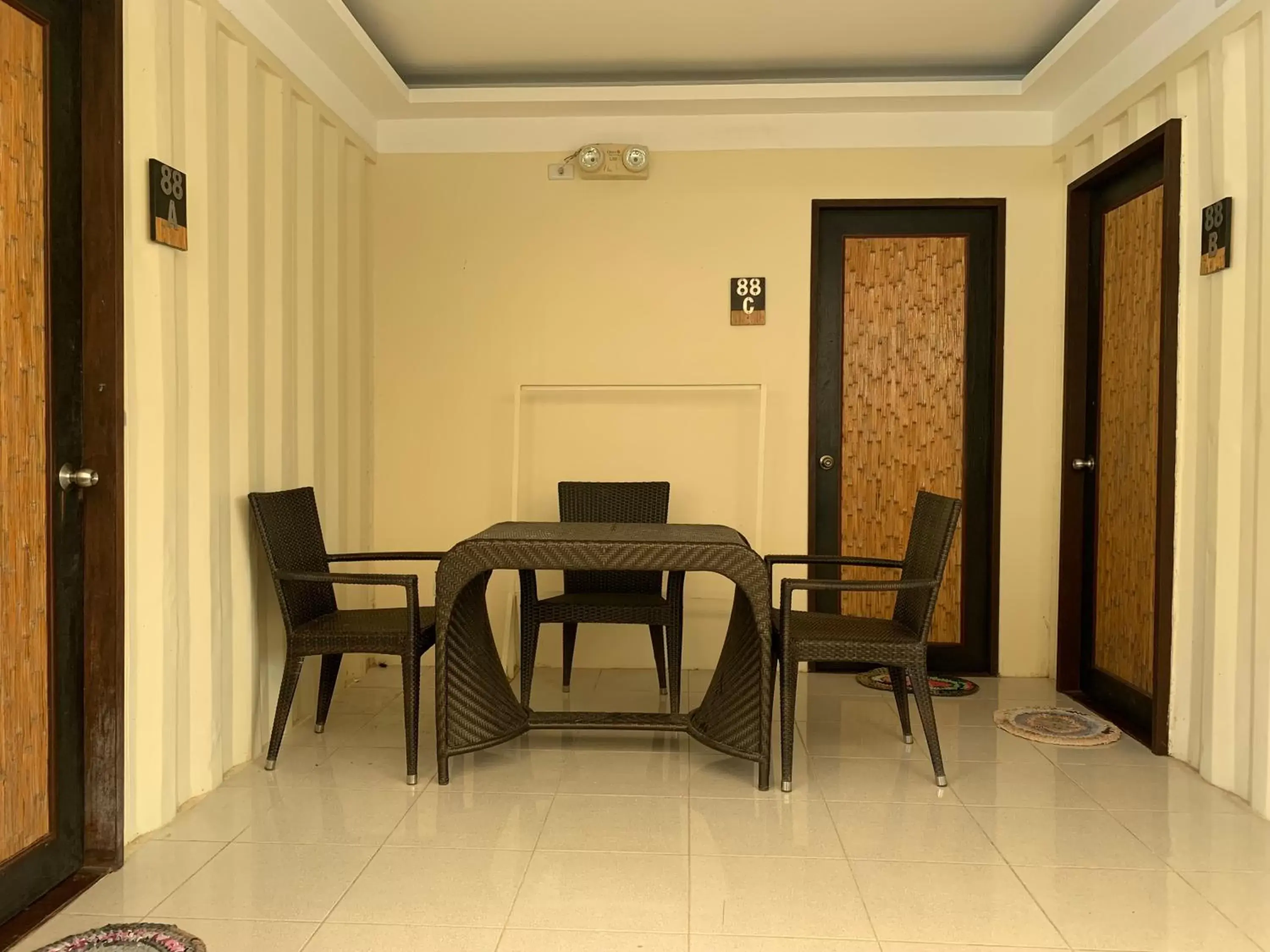 Dining Area in Anika Island Resort