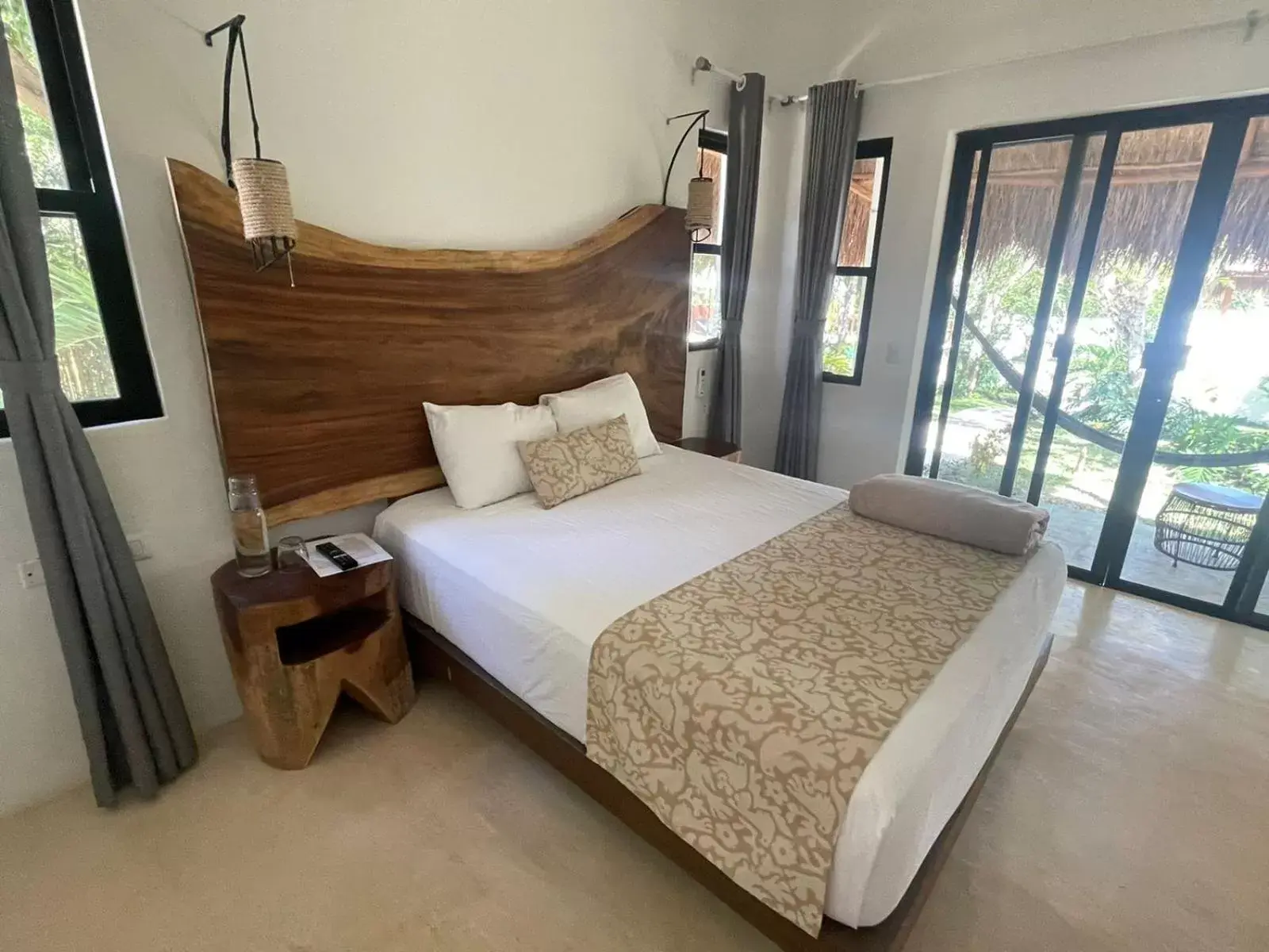 Bed in Mi Kasa Tu Kasa Bacalar by Nah Hotels