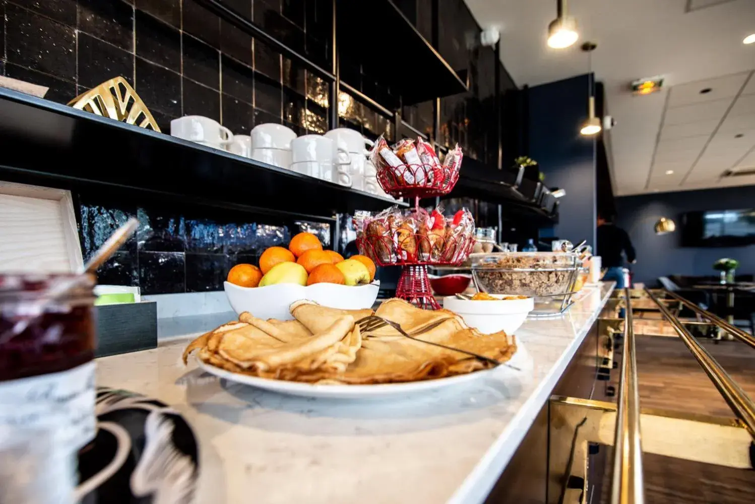 Breakfast in Brit Hotel Du Stade Rennes Ouest