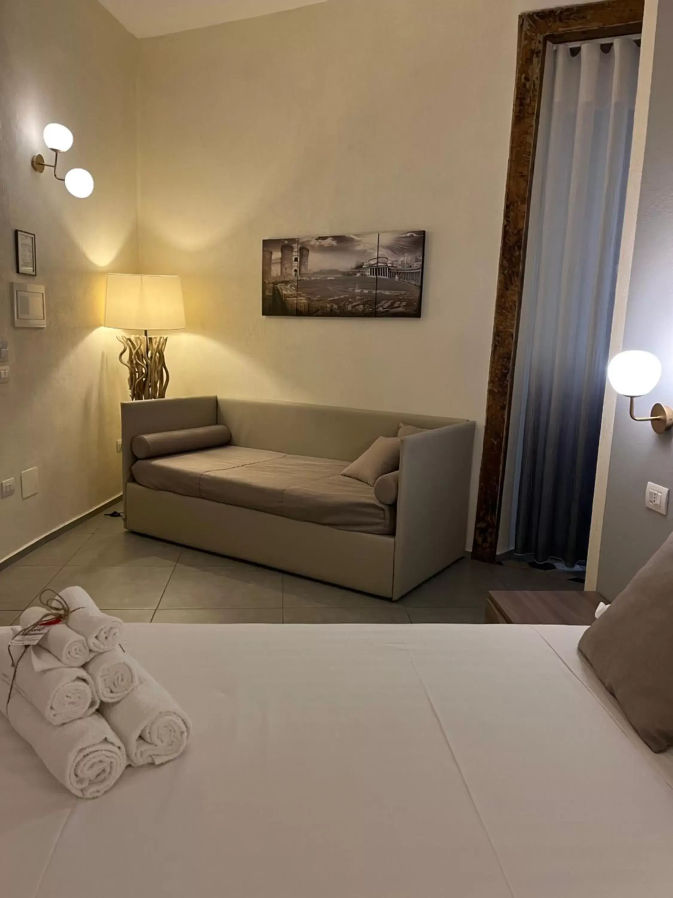 Bedroom, Seating Area in Vicoli di Napoli B&B