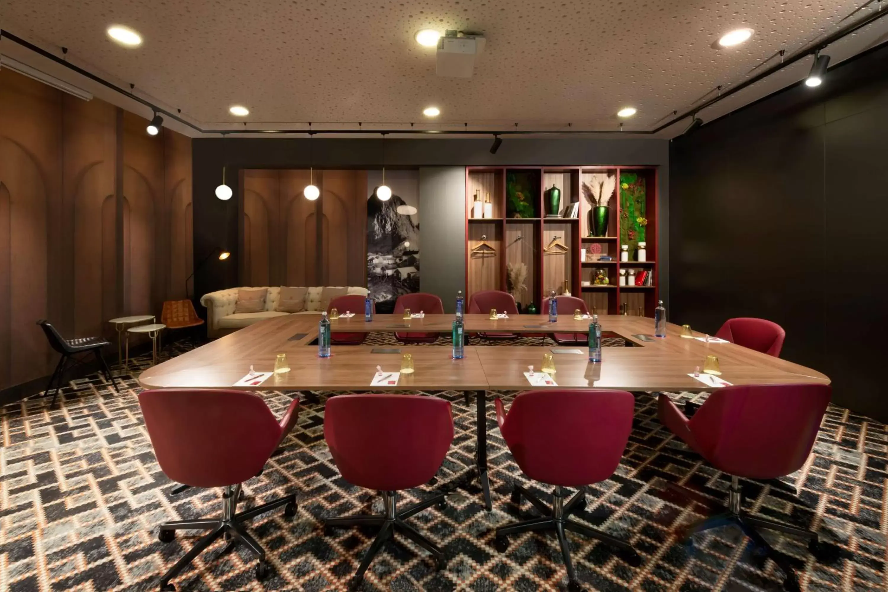 Meeting/conference room in NH Collection Madrid Suecia