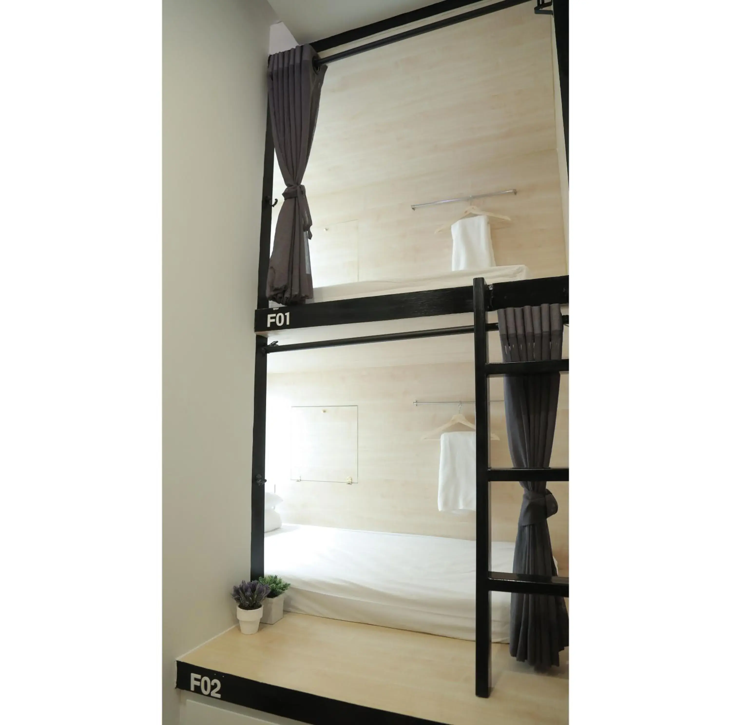 Bunk Bed in Lamurr Sukhumvit 41 Hostel