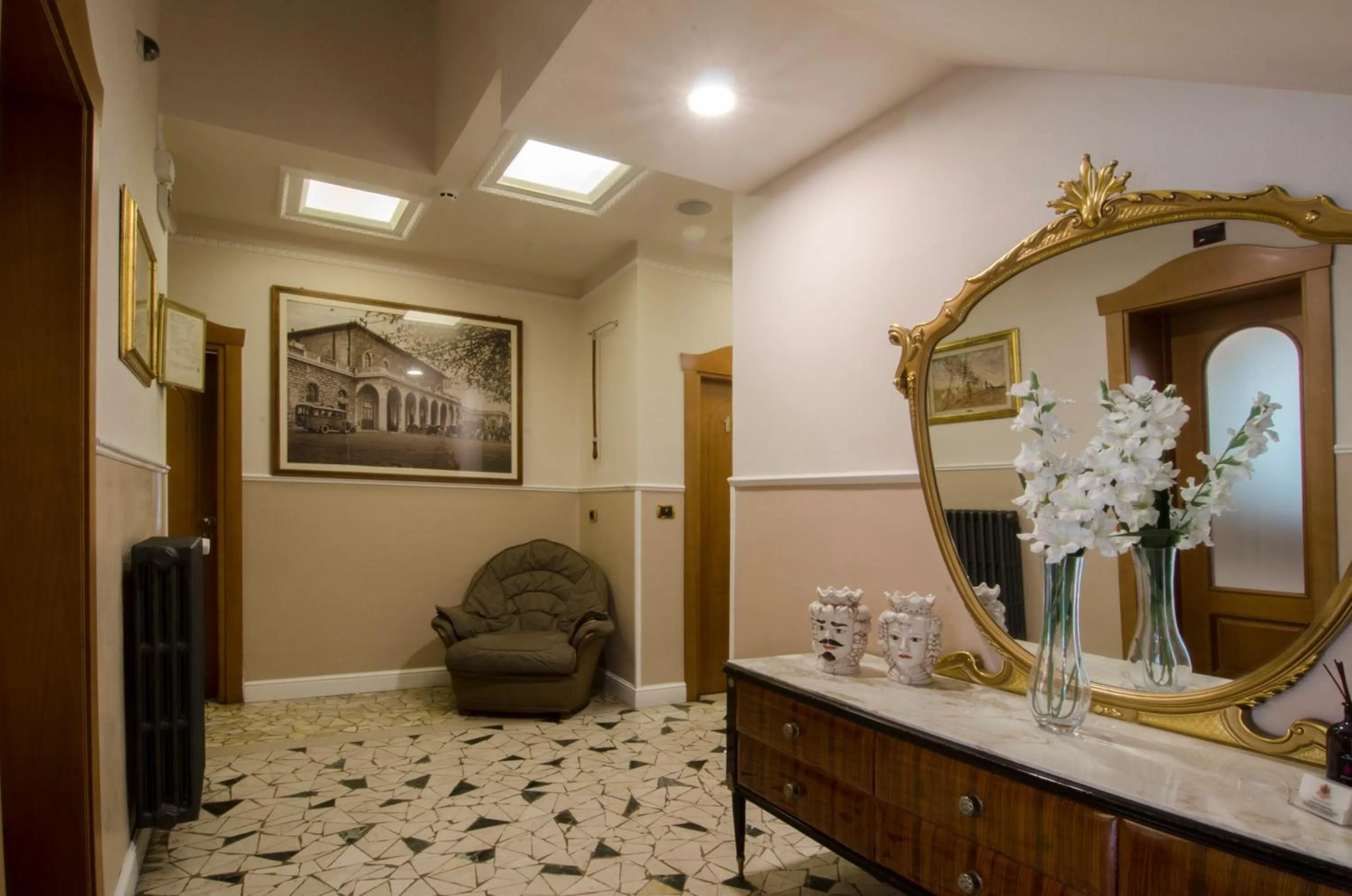 Seating area in Hotel Maria