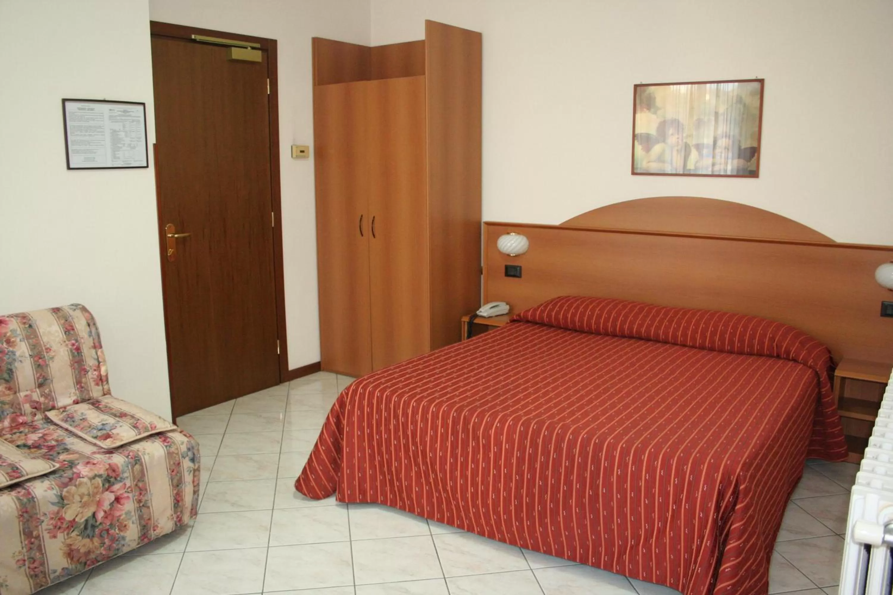 Bedroom, Bed in Hotel Fiorentino