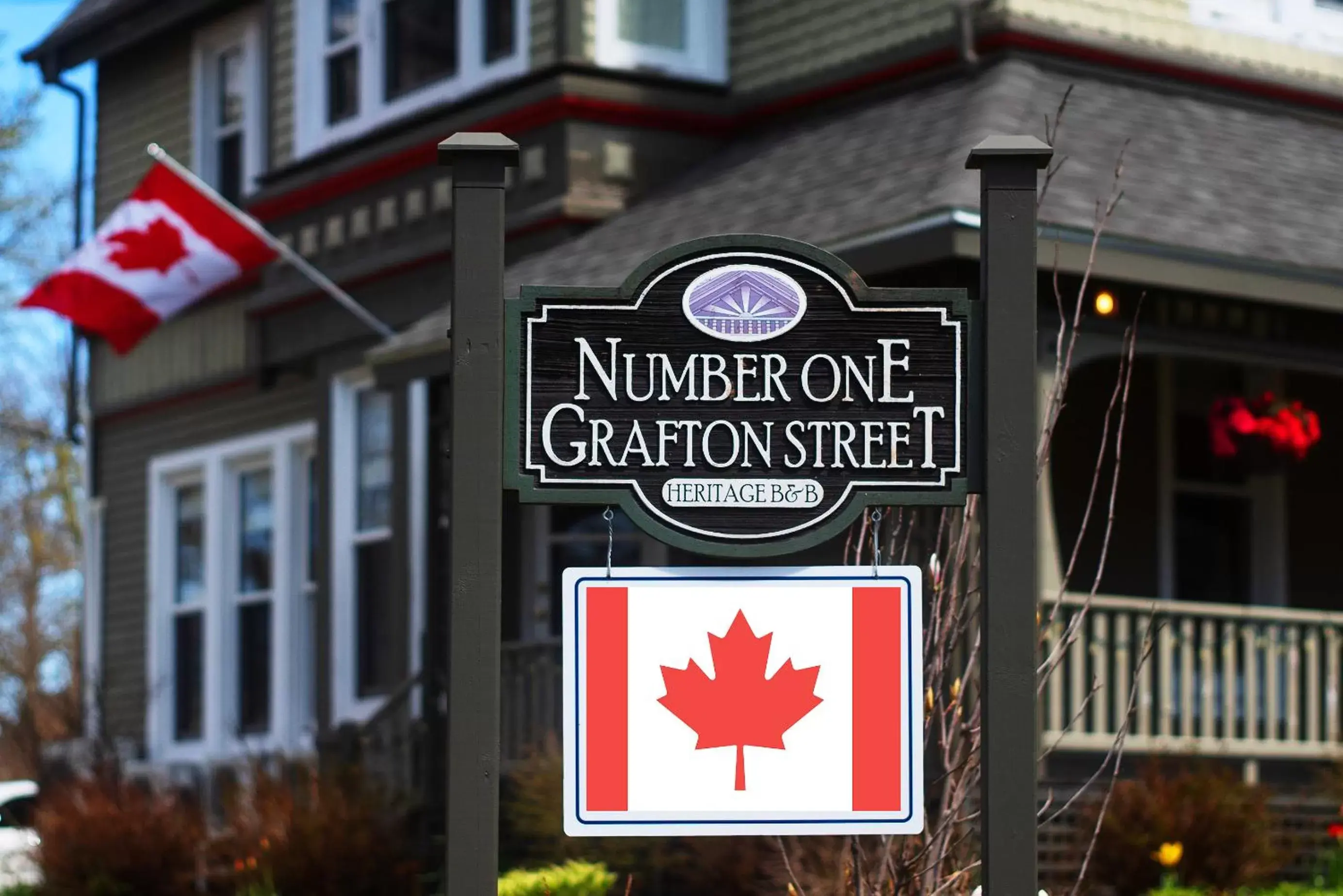 Facade/entrance, Property Logo/Sign in No 1 Grafton Inn