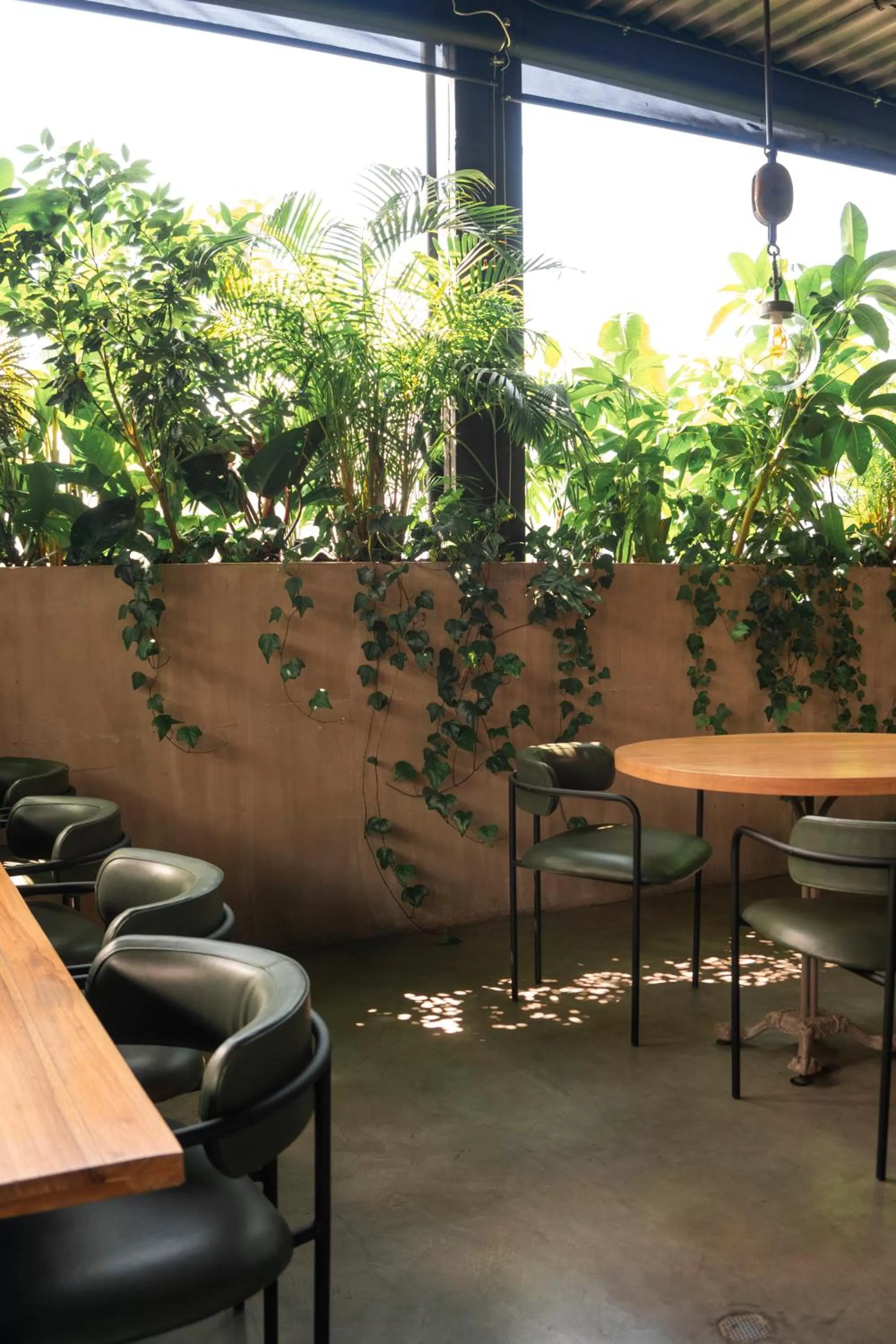 Restaurant/places to eat in The Art Hotel Medellin