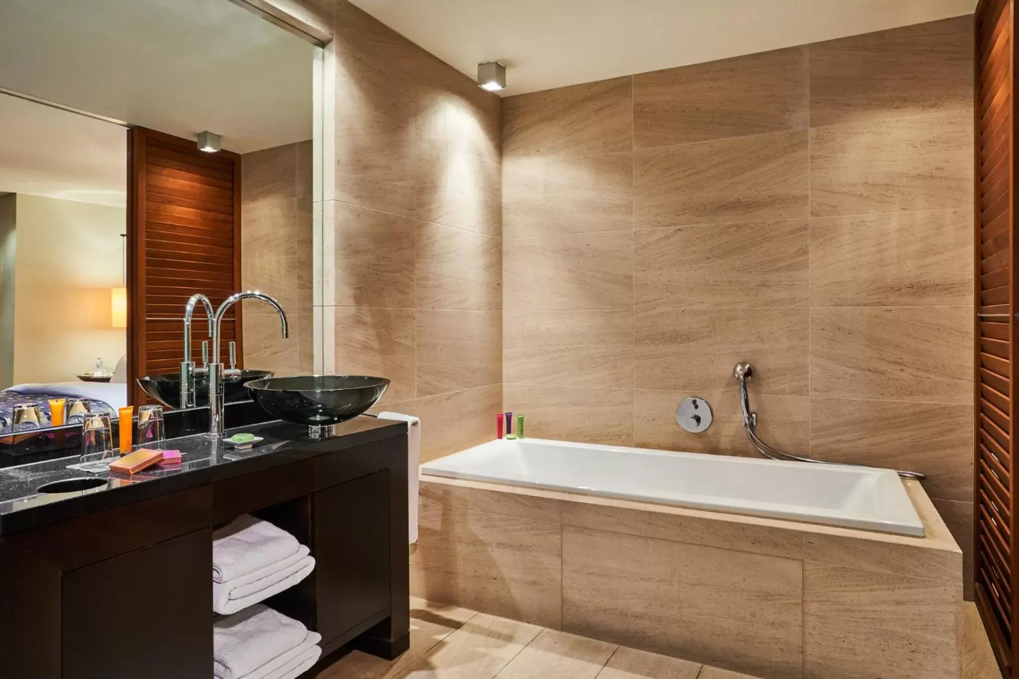 Bath, Bathroom in DO&CO Hotel Vienna