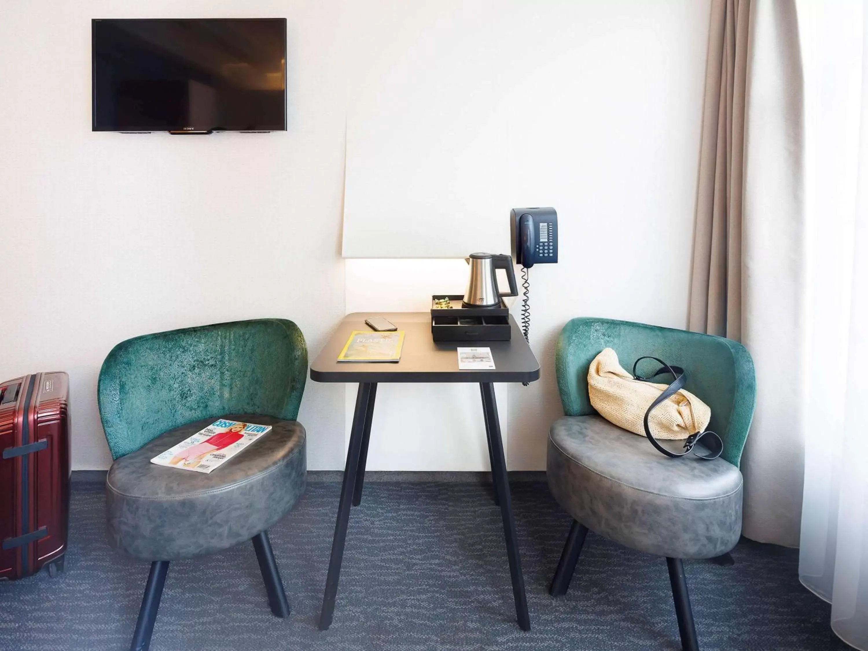 Bedroom, Seating Area in ibis Styles Amsterdam Central Station