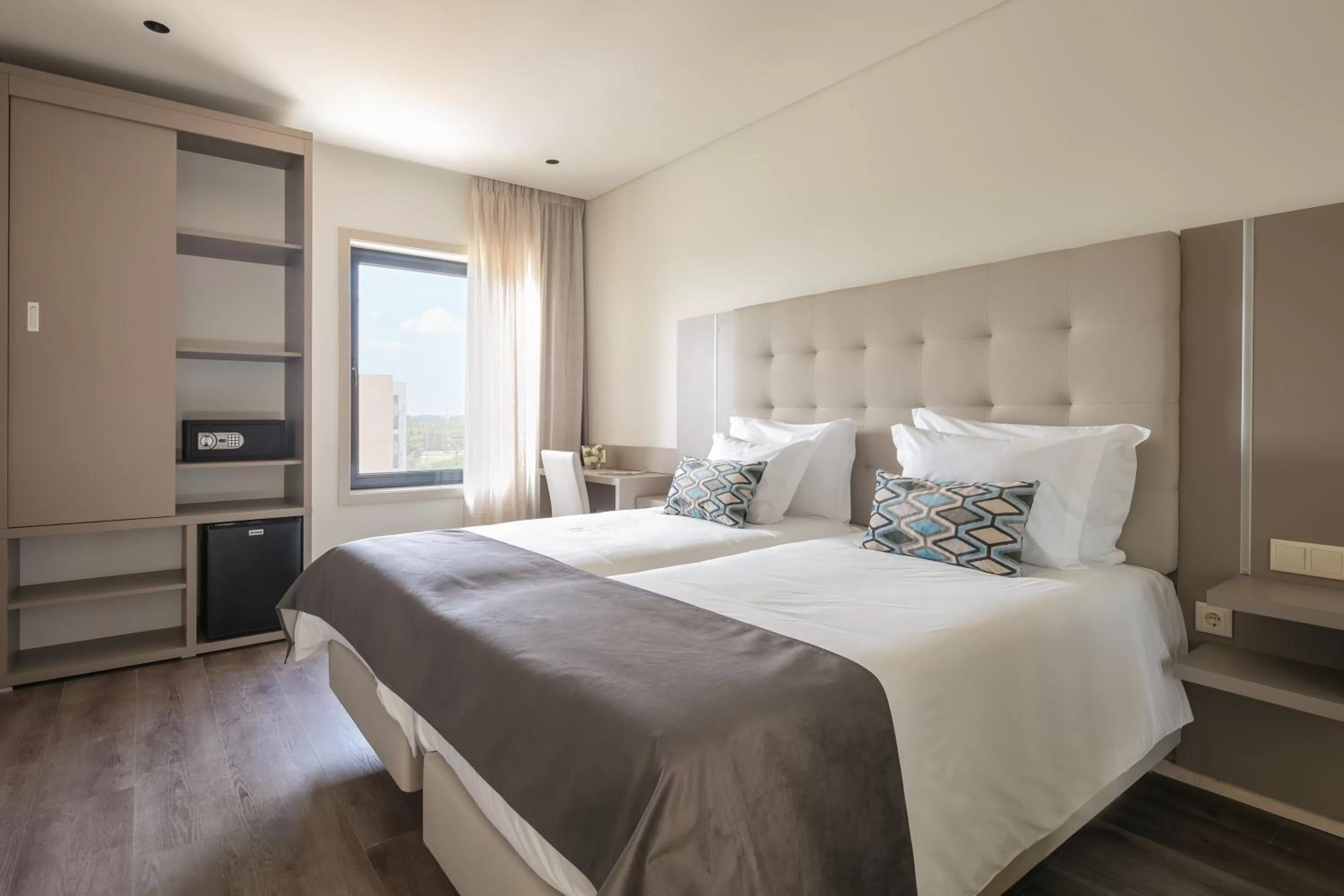 Bed in Oporto Airport & Business Hotel