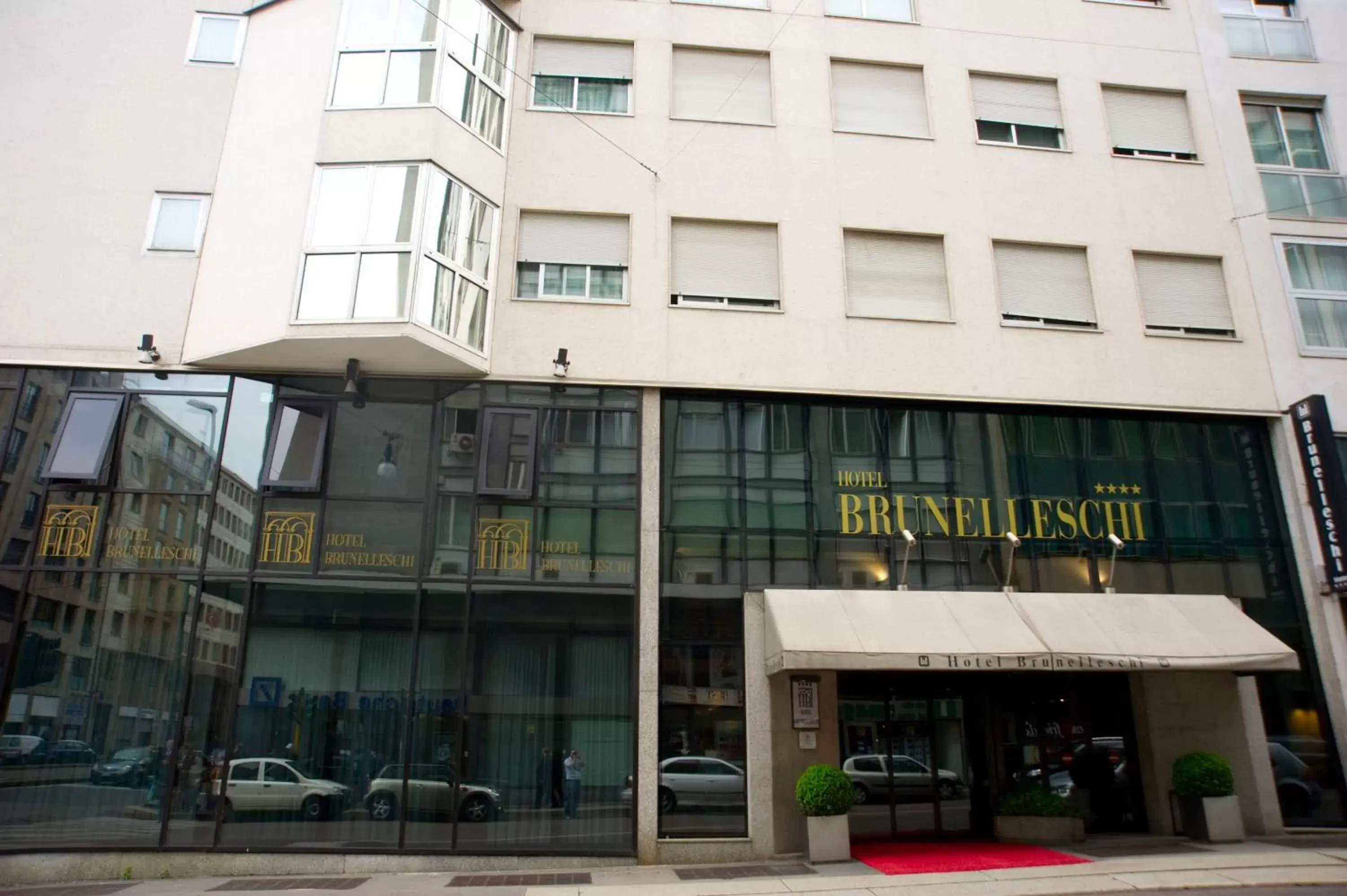 Facade/entrance, Property Building in Brunelleschi Hotel