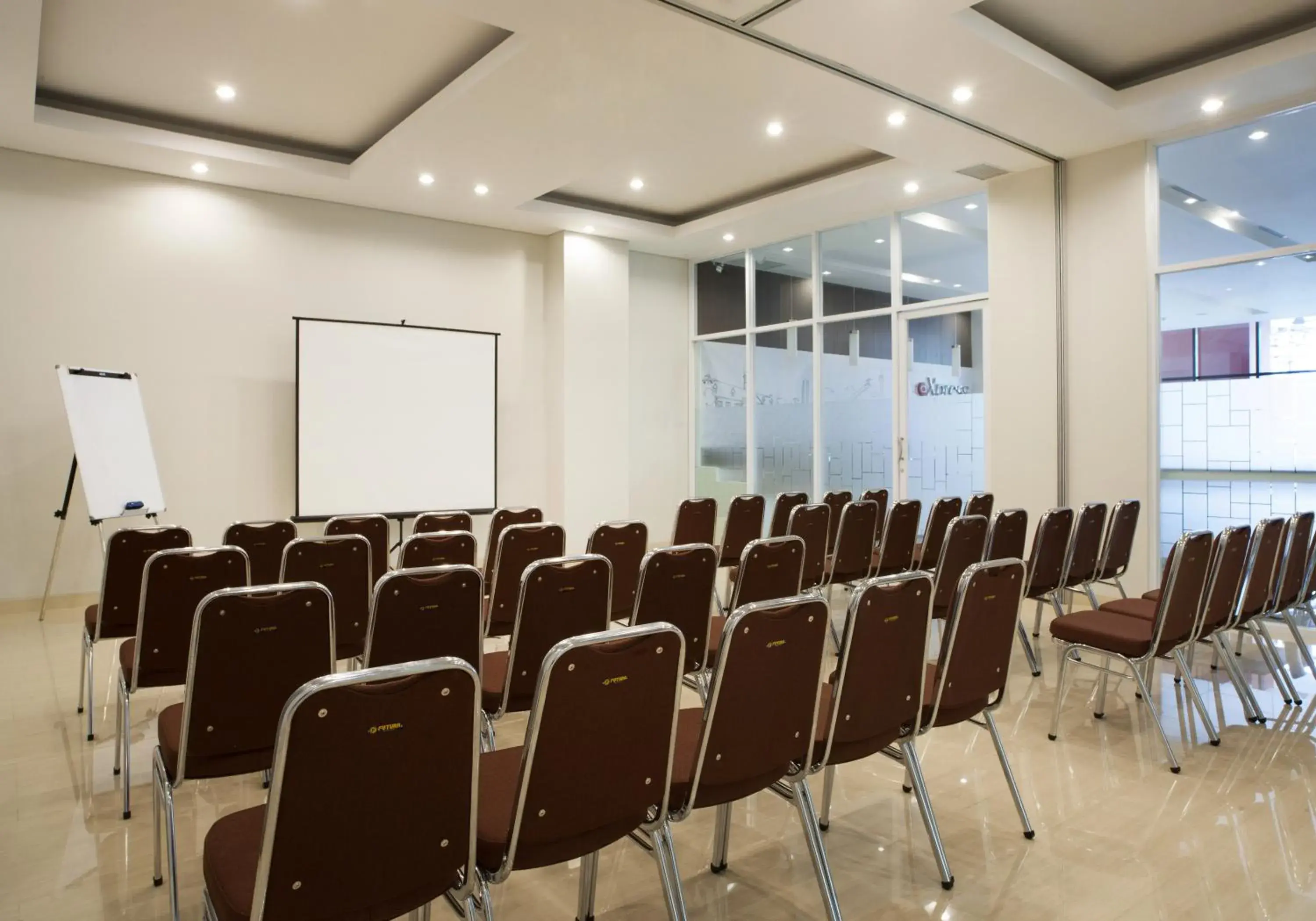 Meeting/conference room in Amaris Hotel Mampang