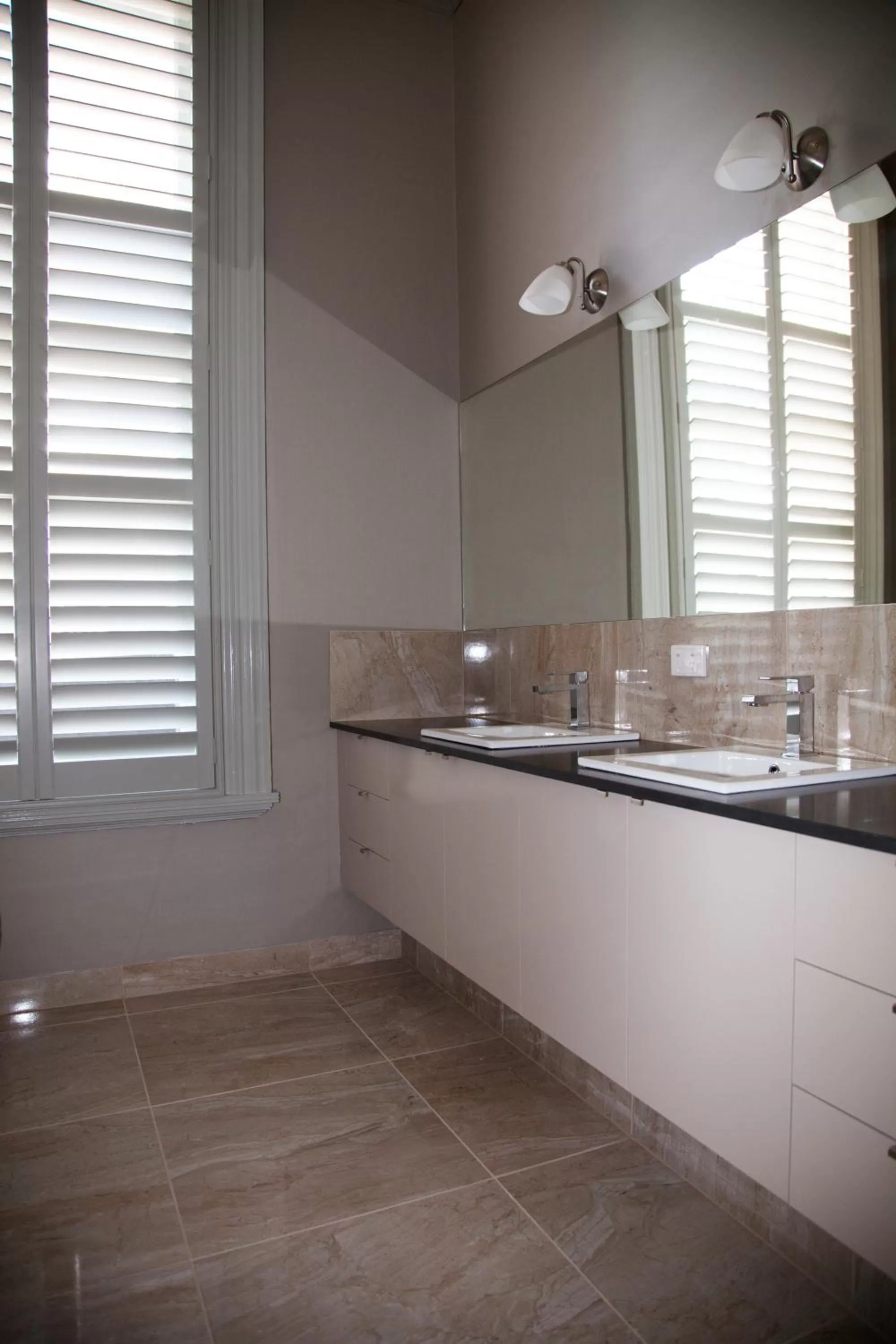 Bathroom in Ballarat Premier Apartments