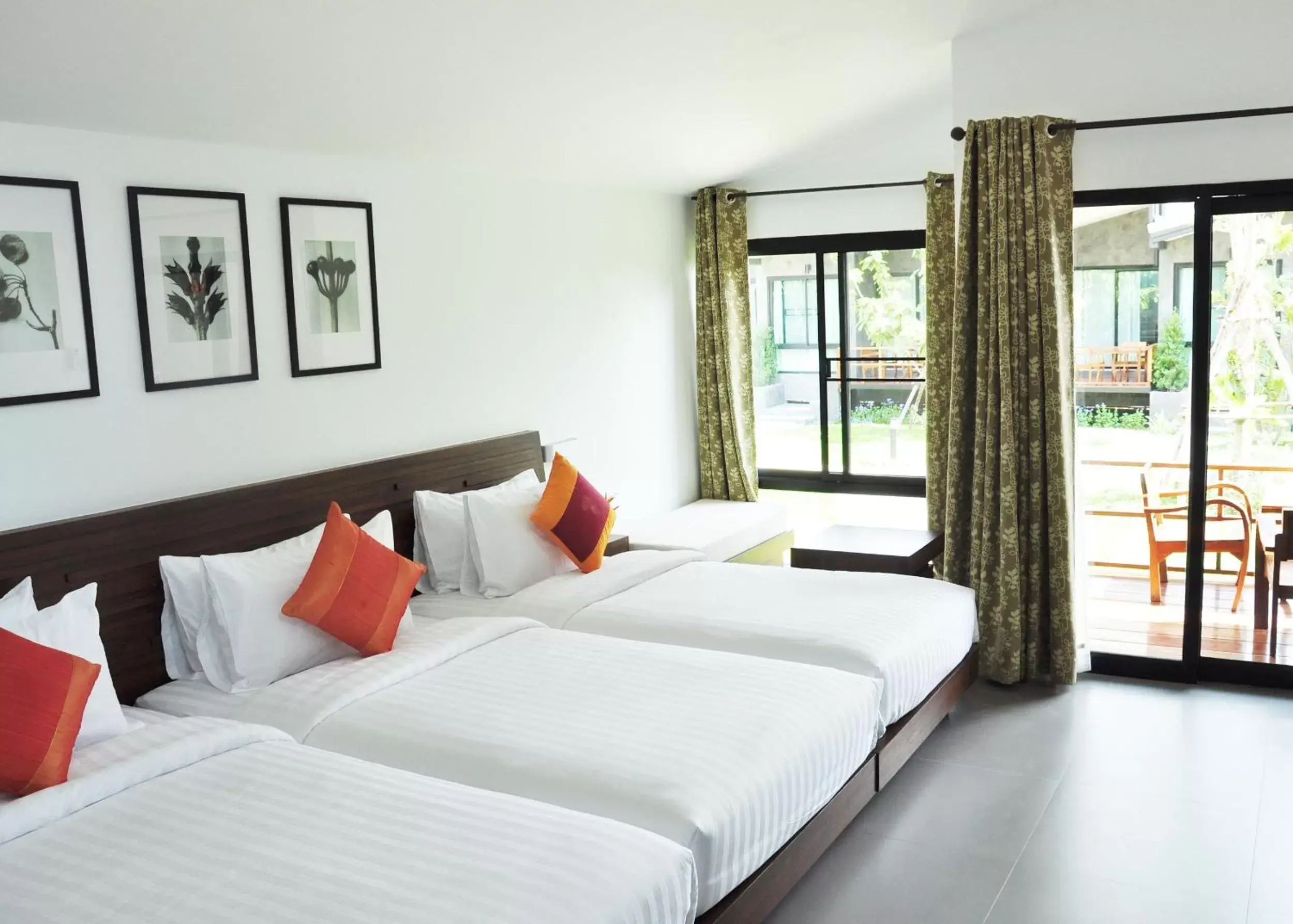 Deluxe Triple Room in Family House Zen Boutique Resort