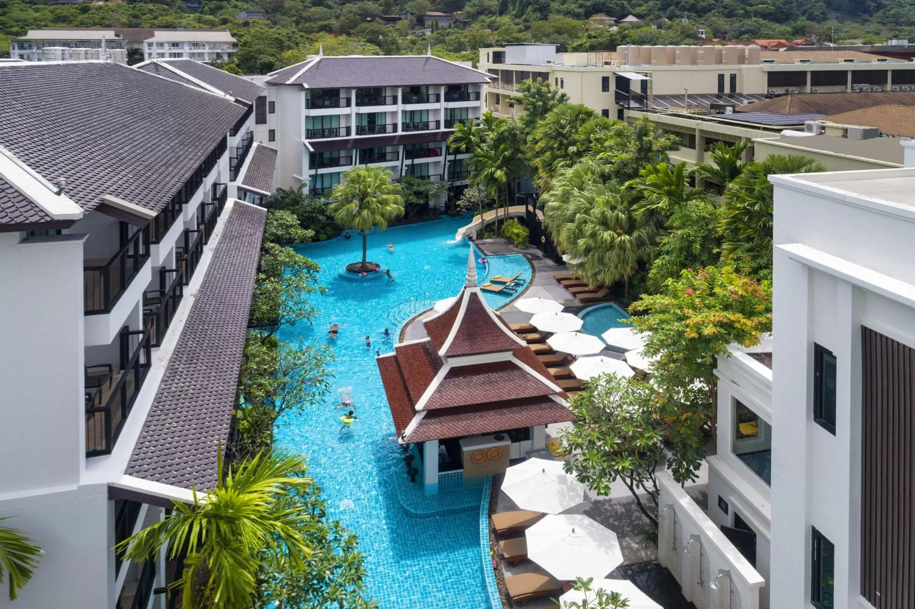 Swimming pool in Centara Anda Dhevi Resort & Spa Krabi
