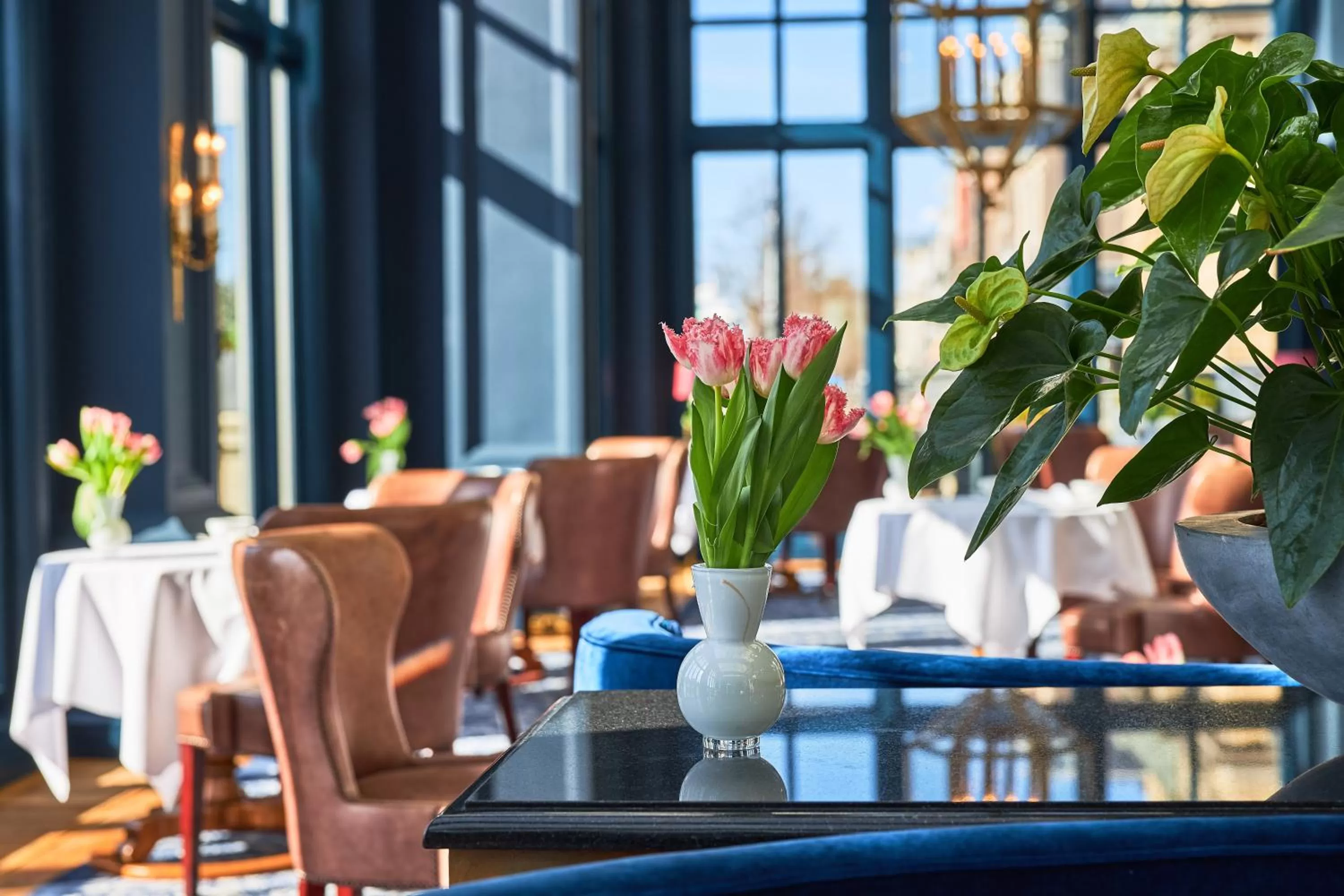 Lounge or bar in InterContinental Amstel Amsterdam by IHG