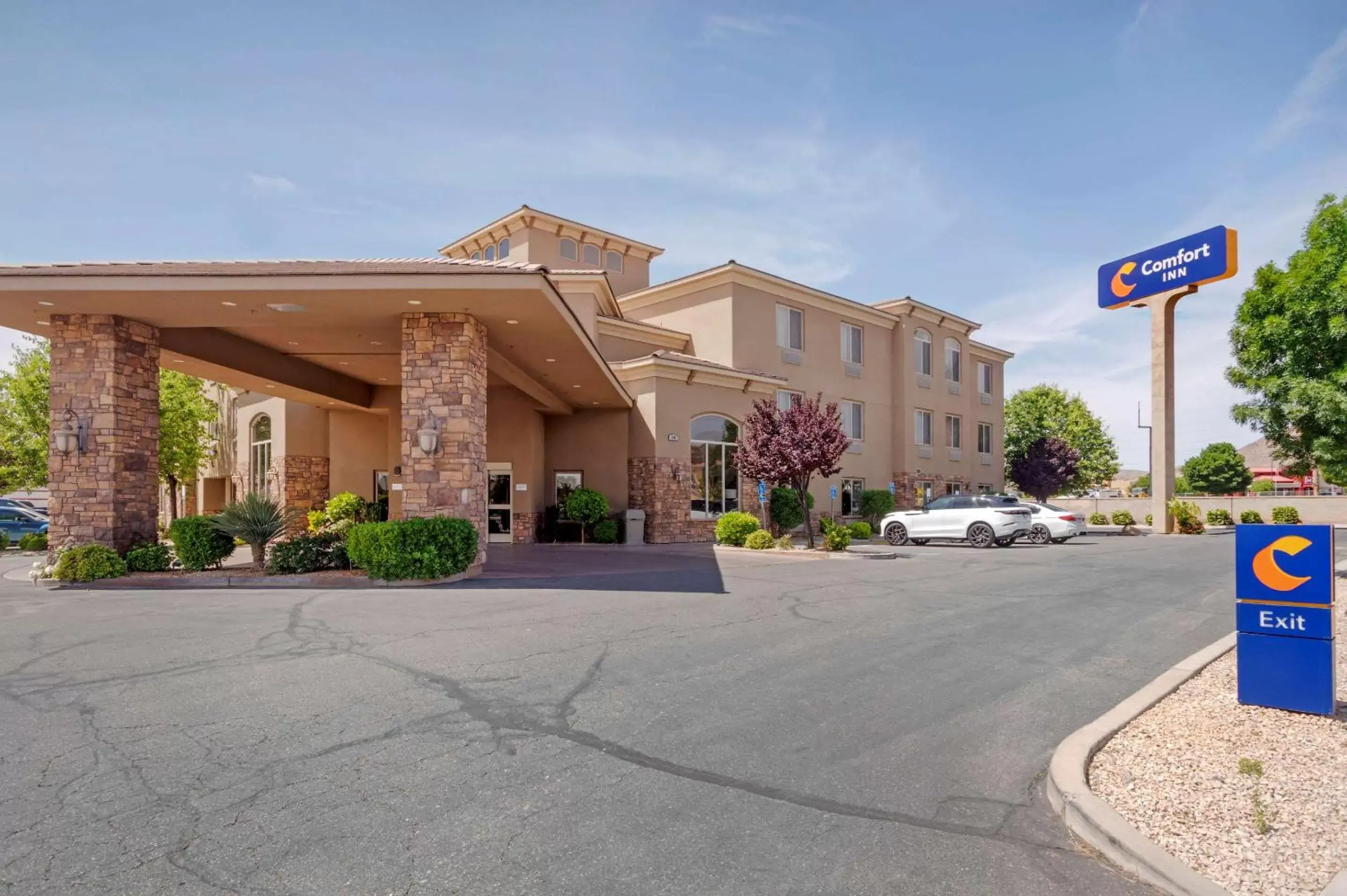 Property Building in Comfort Inn at Convention Center Saint George