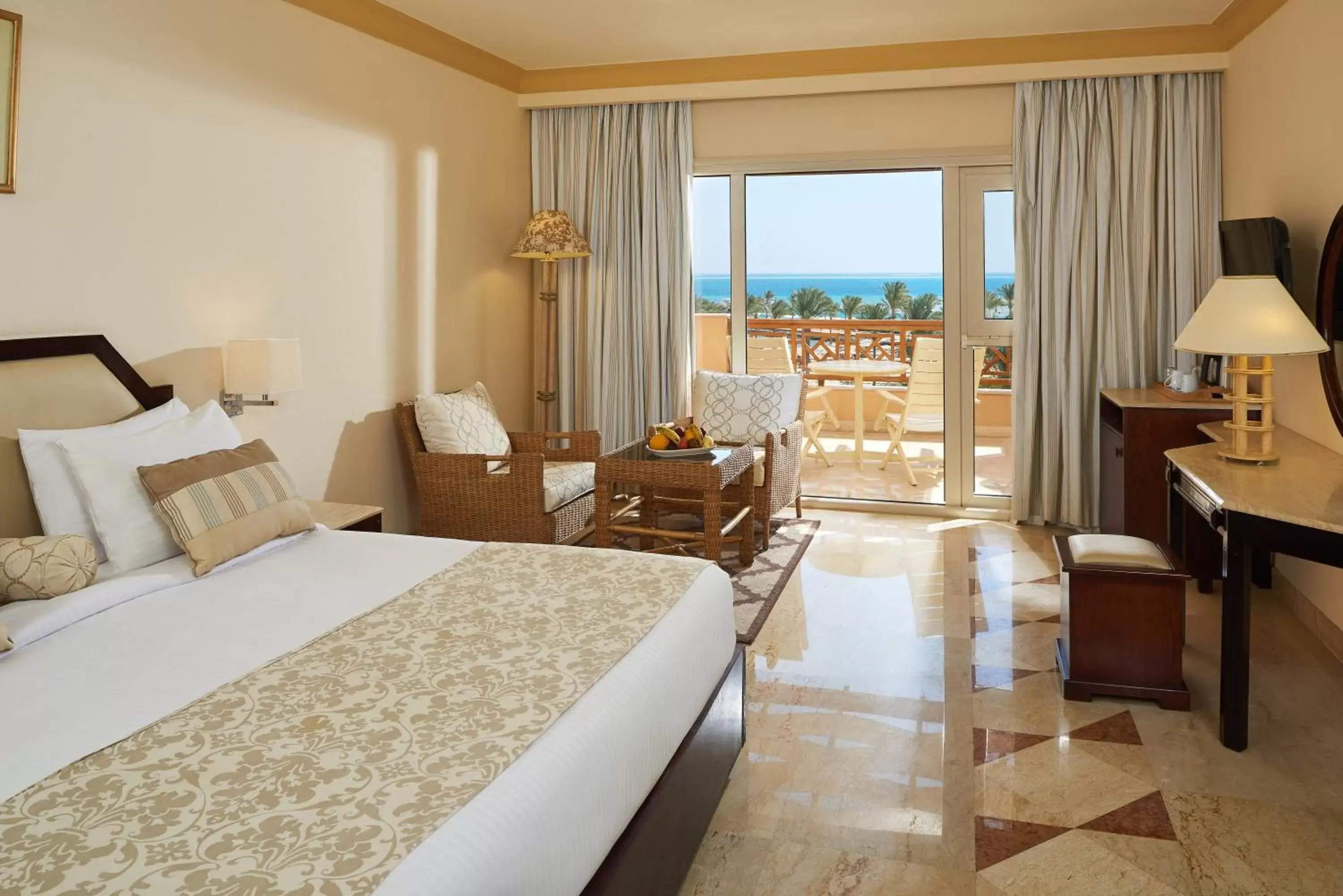 Deluxe Room with Sea View in Continental Hotel Hurghada