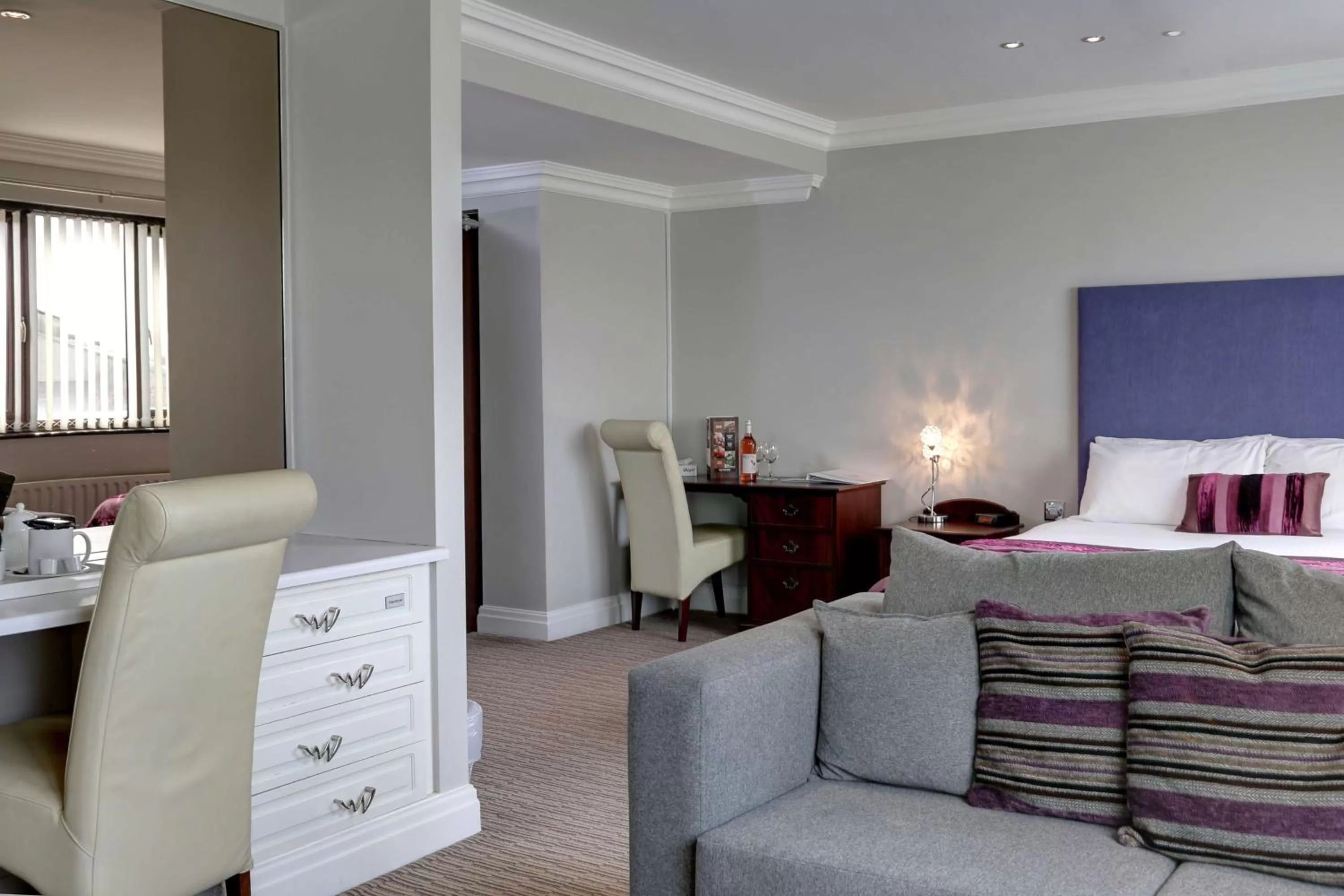 Photo of the whole room, Bed in Best Western Bradford Guide Post Hotel