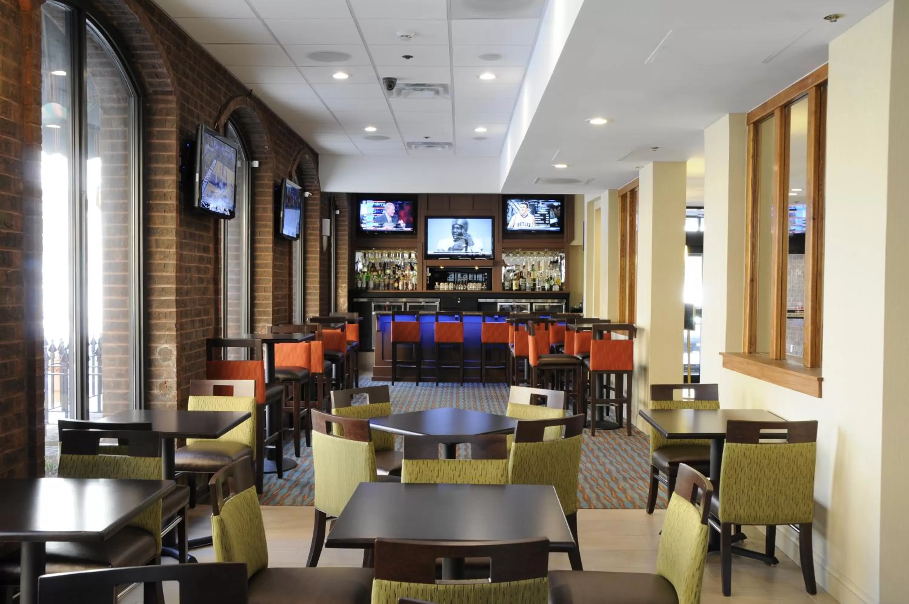 Restaurant/places to eat in Days Inn by Wyndham Baltimore Inner Harbor