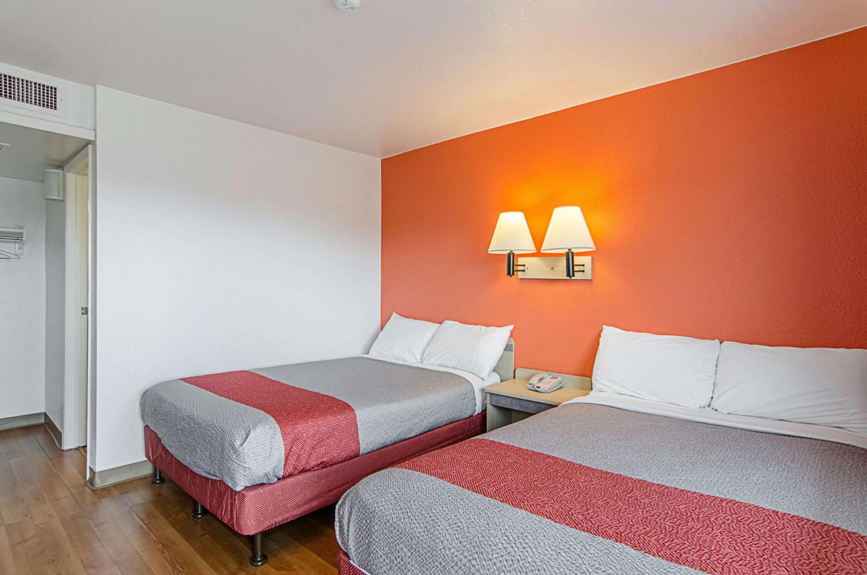 Quadruple Room - Disability Access in Days Inn by Wyndham Rock Springs