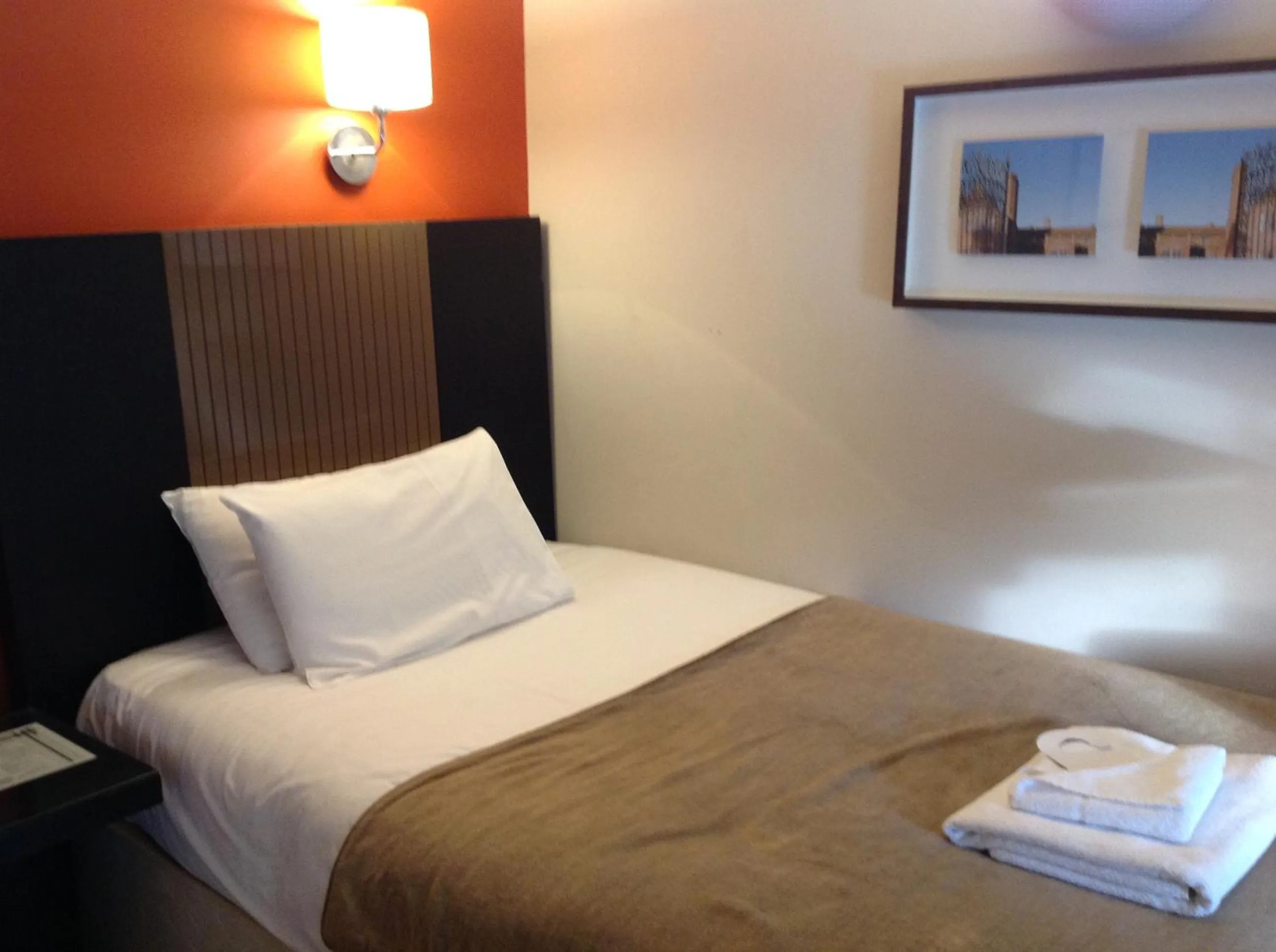 Bed in Highfield Park